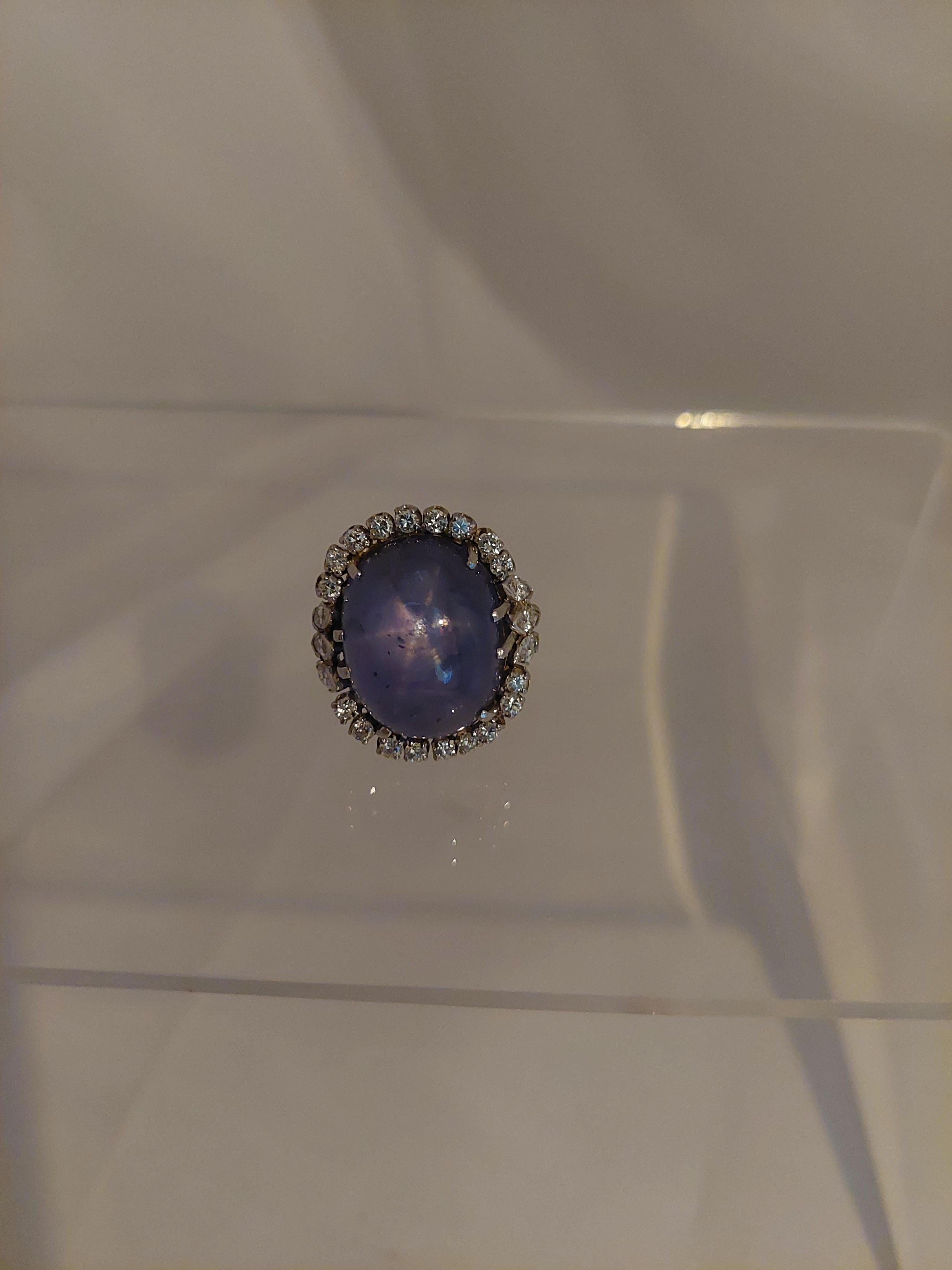 Anello in platino con zaffiro blu Star Ceppylon e diamanti 38CTS Nature senza calore in vendita 4