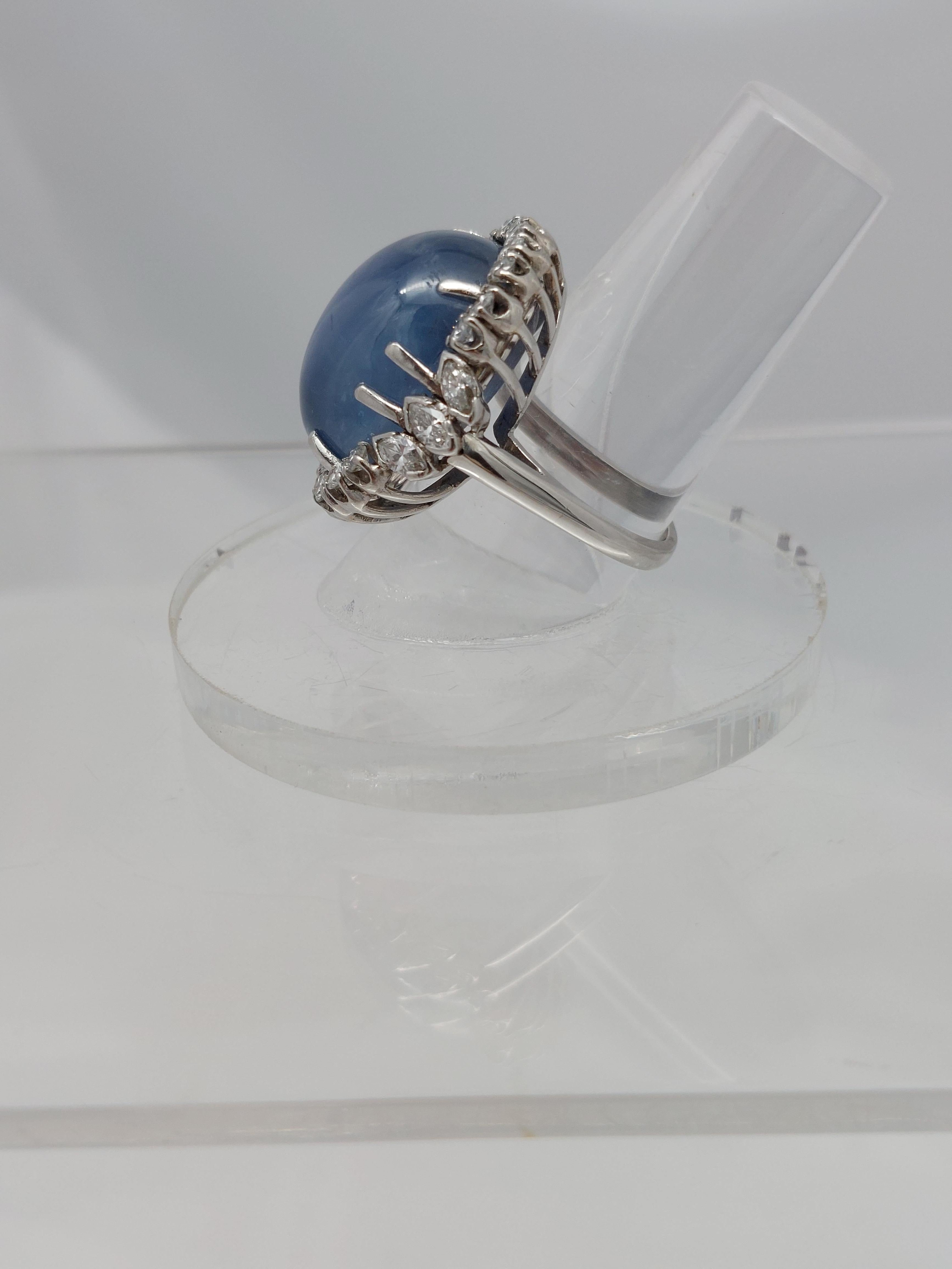 da uomo o donna Anello in platino con zaffiro blu Star Ceppylon e diamanti 38CTS Nature senza calore in vendita