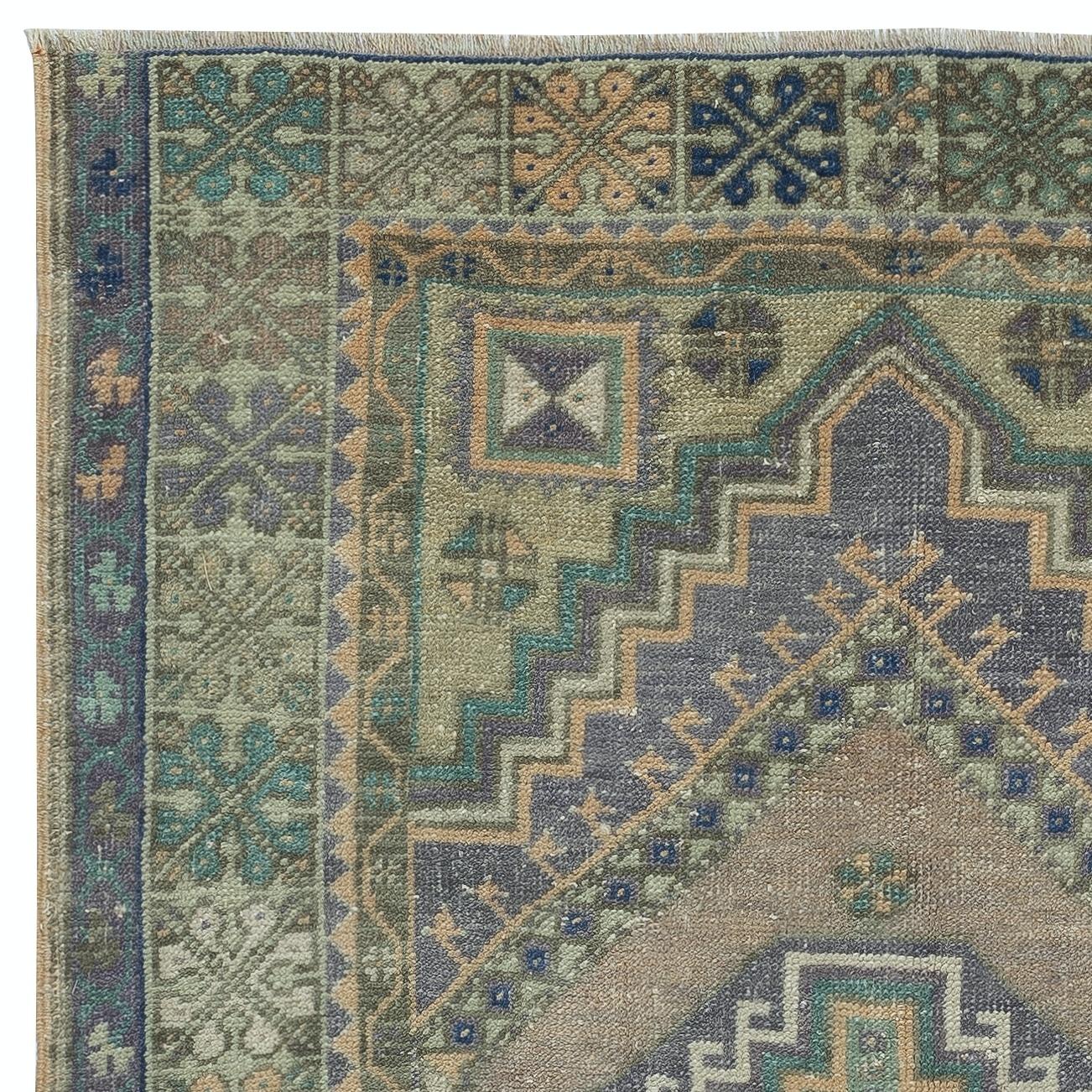 3.8x5.8 Ft Alfombra de pueblo turca tradicional vintage hecha a mano. 100% lana Turco en venta