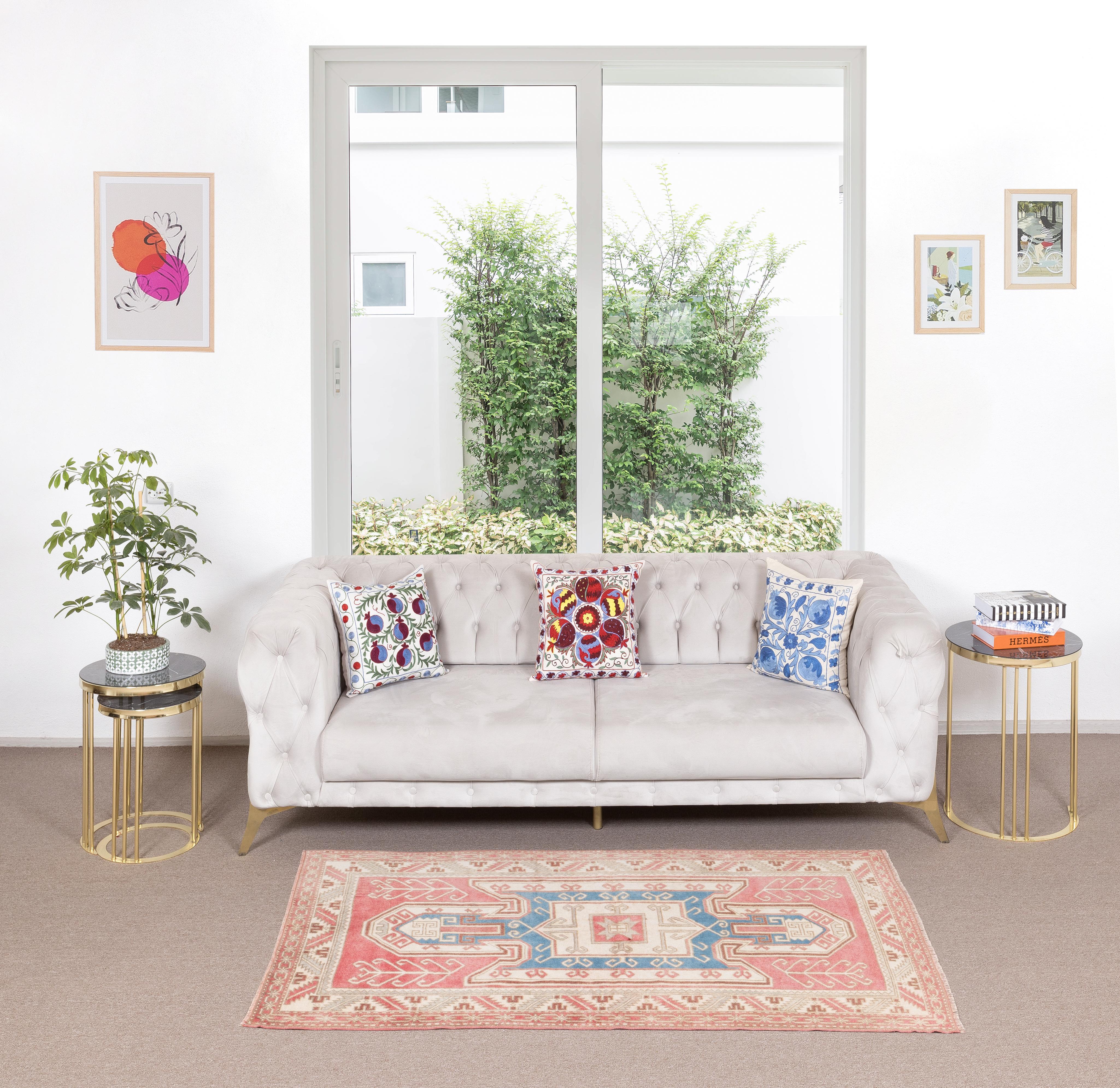 A hand-knotted Turkish rug.

This rug has even medium wool pile on wool foundation.

It is made of premium hand-spun sheep and natural dyes, ie. plant based non chemical dyes making it sought after, rare and special. 

The colors are fast, so as