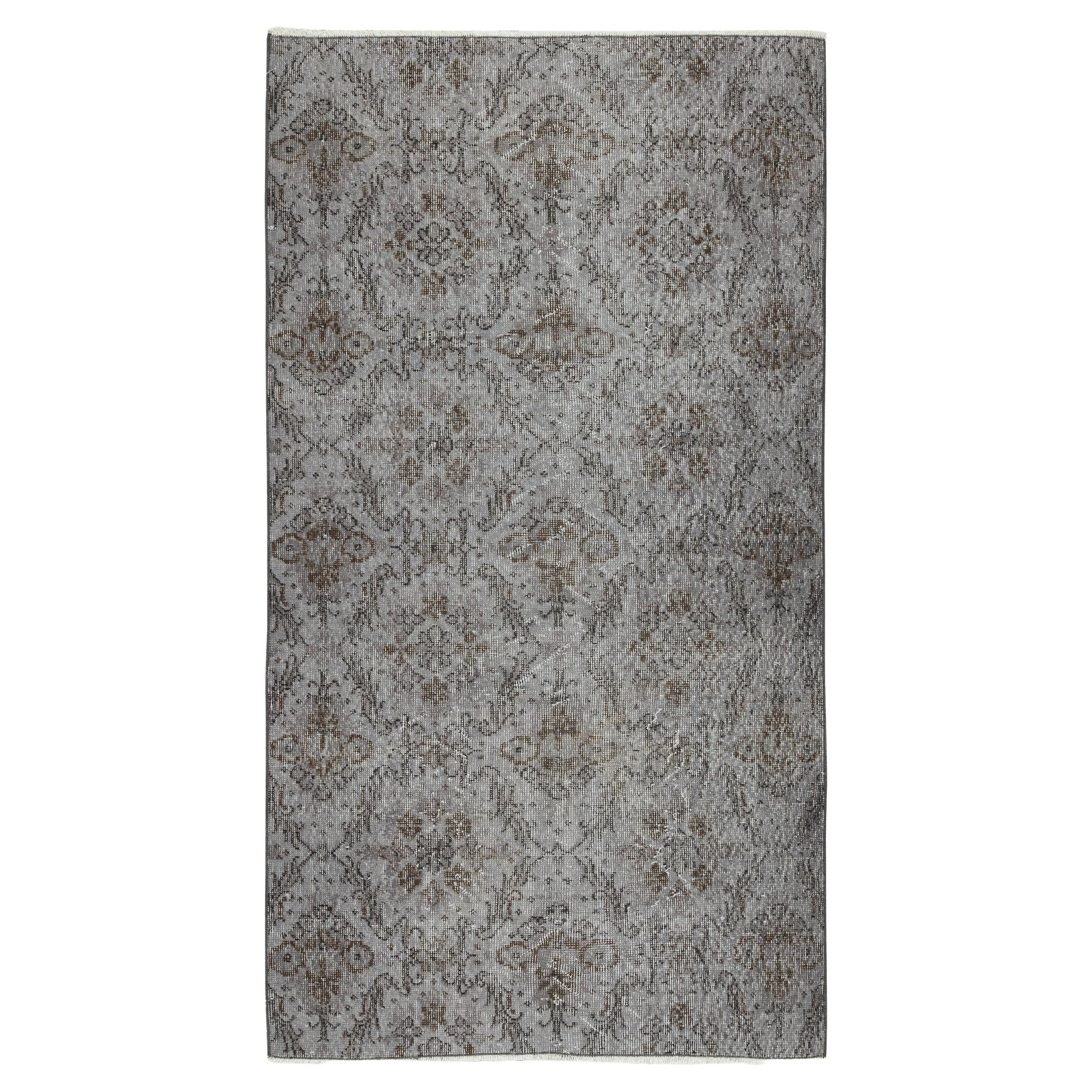 3.8x6.7 Ft Tappeto turco di metà secolo fatto a mano tinto in grigio 4 Modern Interiors in vendita