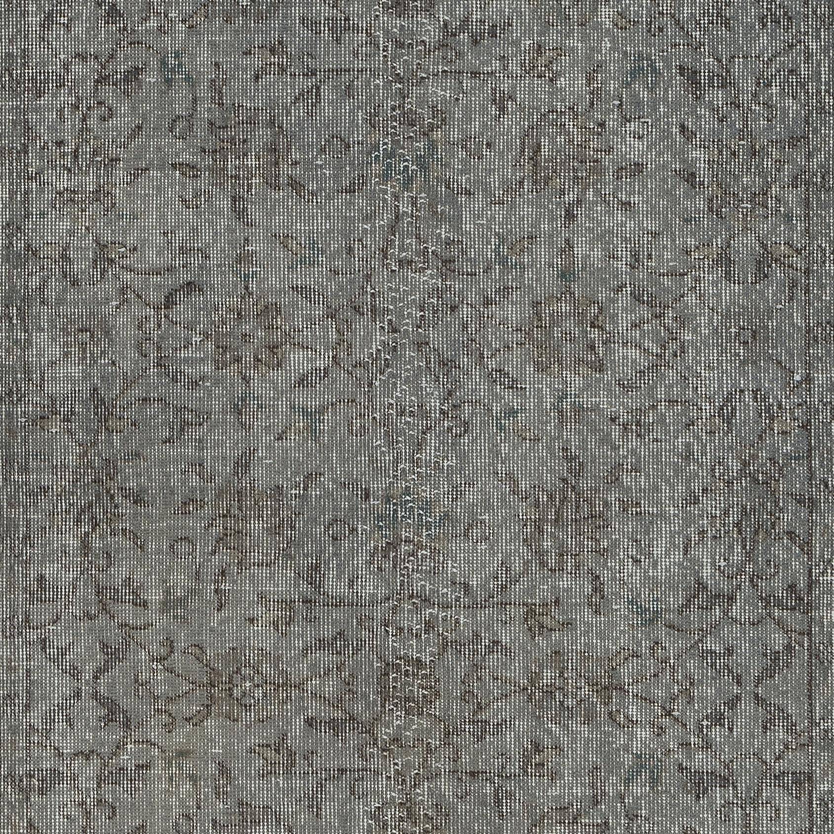 3.8x6.8 Ft Gray Overdyed Vintage Rug für moderne Innenräume. Handgeknüpft in der Türkei (Türkisch) im Angebot
