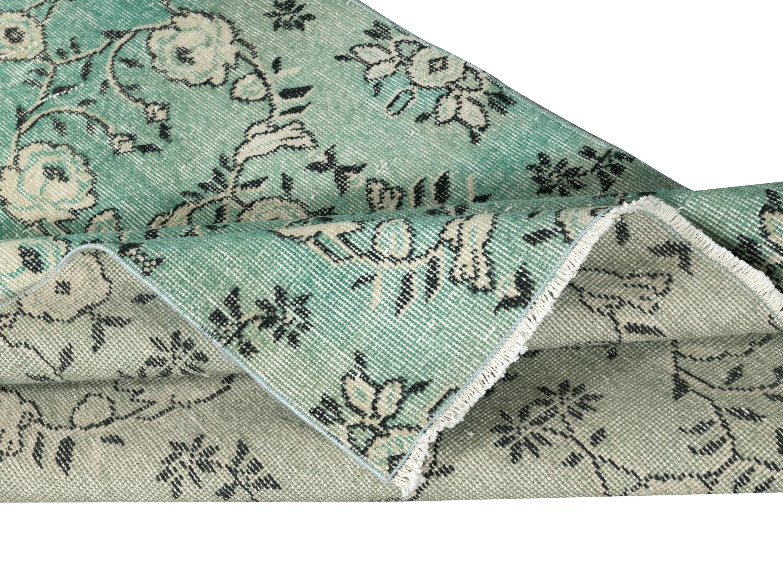 Moderno 3.8x6.8 Ft Colore verde Tappeto d'accento turco fatto a mano con design floreale in vendita