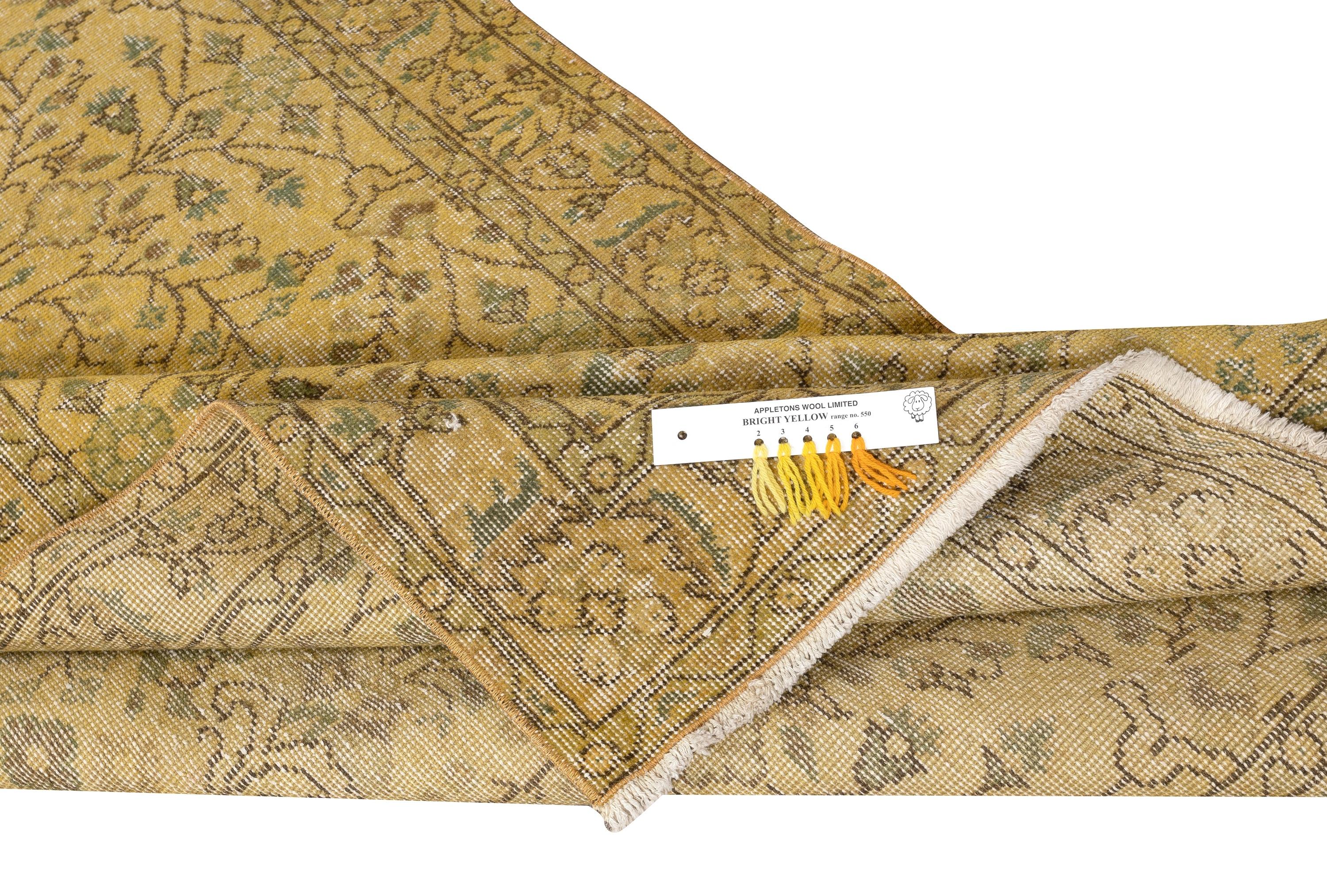 3.8x6.8 Ft Vintage Handmade Türkischer Teppich Redyed in Gelb für moderne Interieurs (Moderne) im Angebot