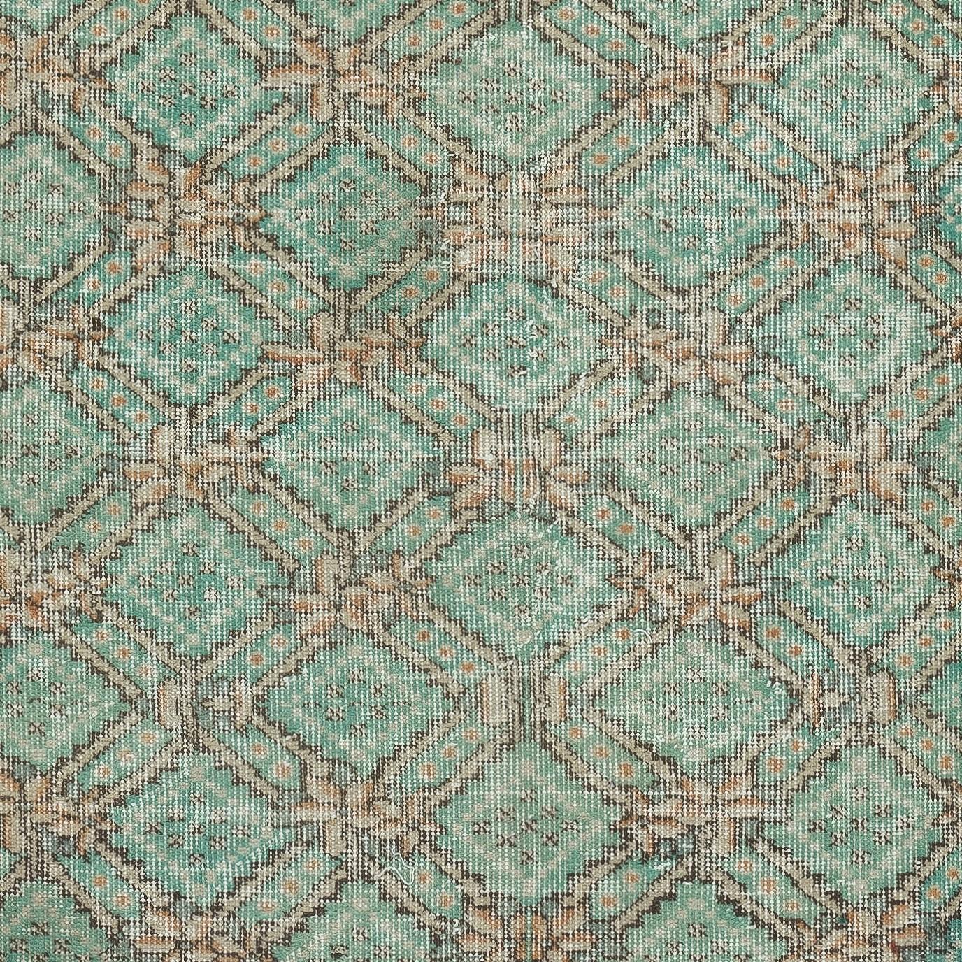 3.8x7 Ft Handknotted Vintage Floral Design Turkish Accent Rug in Shades of Green In Good Condition For Sale In Spring Valley, NY