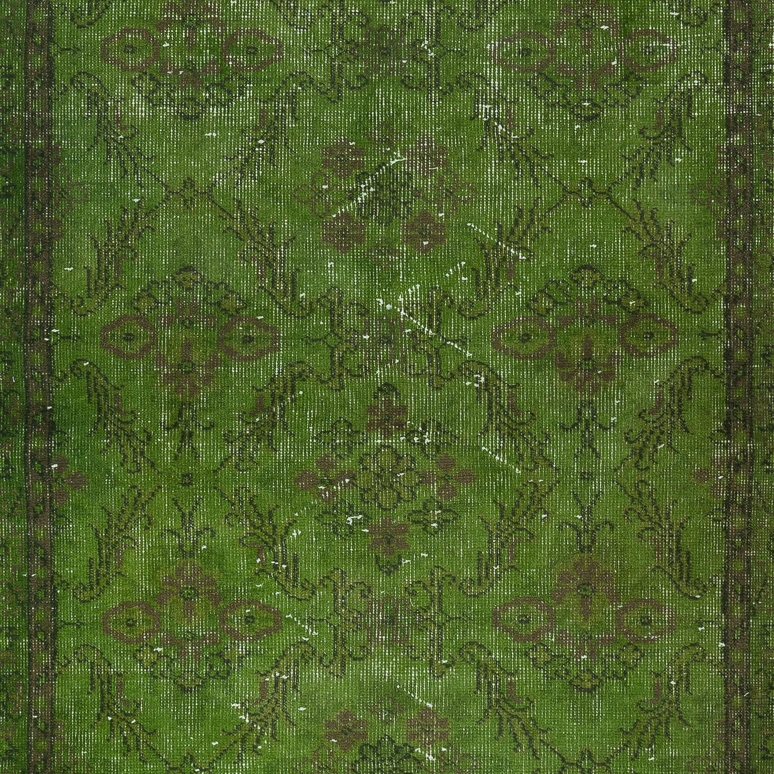 Annodato a mano 3.8x7 Ft Tappeto d'accento moderno in lana turca annodata a mano in colore verde in vendita