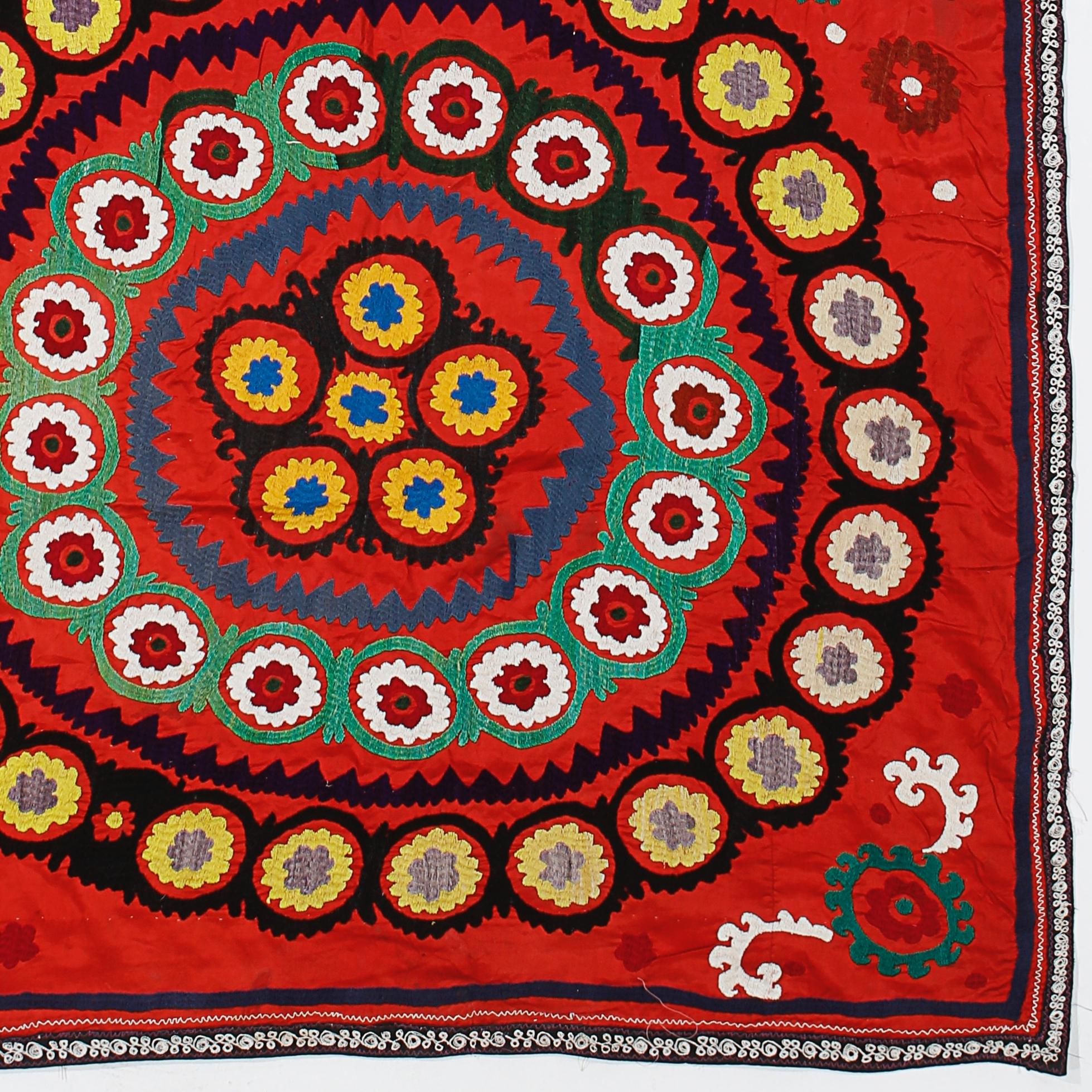 Uzbek 3.8x7.3 Ft Red Wall Decor, Silk Embroidered Wall Hanging, Needlework Table Cover For Sale