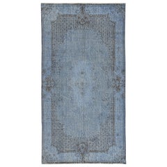 Tappeto turco vintage fatto a mano da 3,8x7,3 piedi tinto di blu per interni moderni