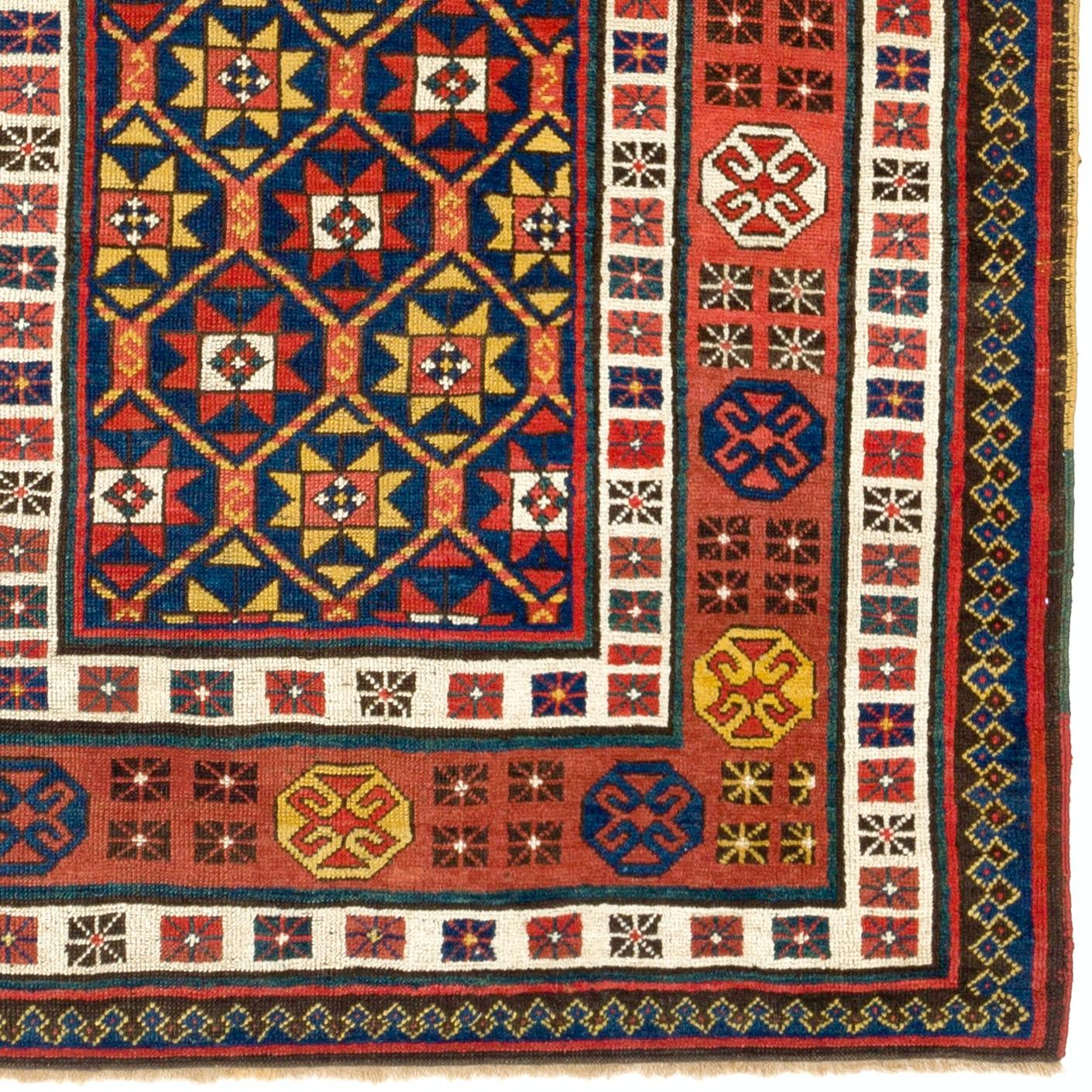Caucasien 3'8''x8' Ancien tapis caucasien Talish du 19ème siècle, Circa 1875 en vente
