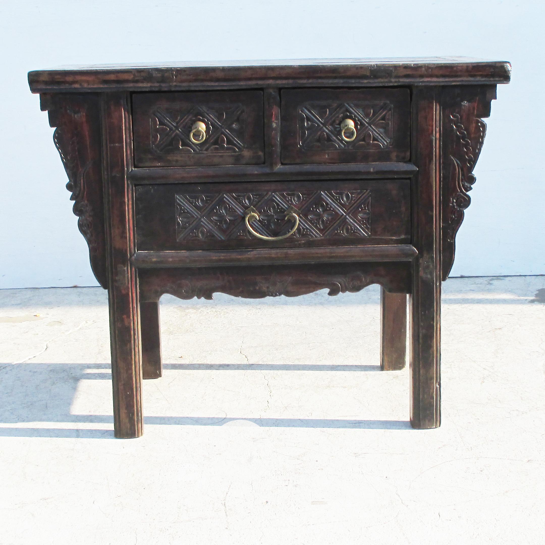 Asian 19th Century Qing Dynasty Alter Console Table For Sale