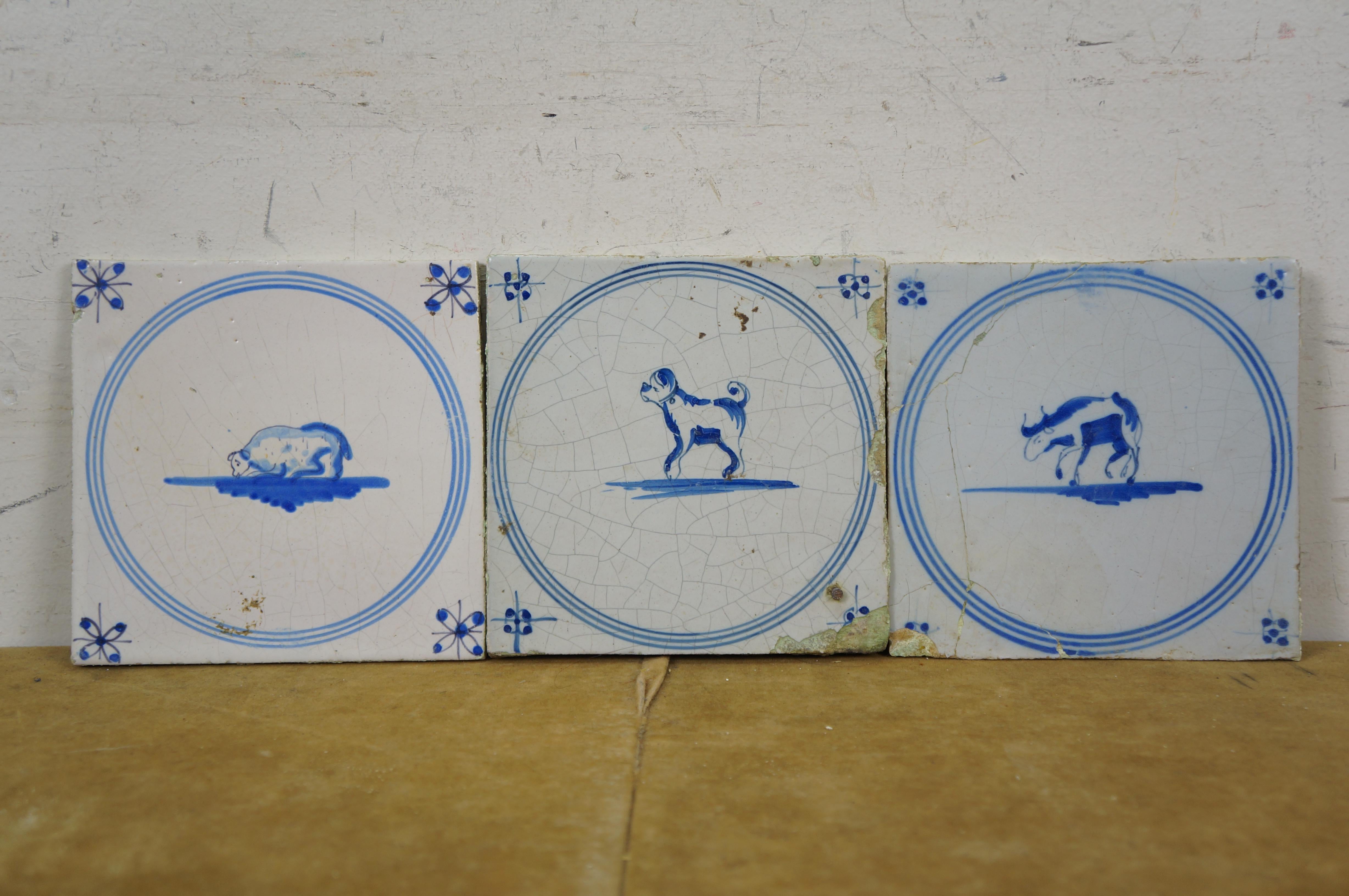 39 Antique 18th C. Dutch Delft Tiles Blue & White Star Animal Rabbit Hound Deer In Distressed Condition For Sale In Dayton, OH