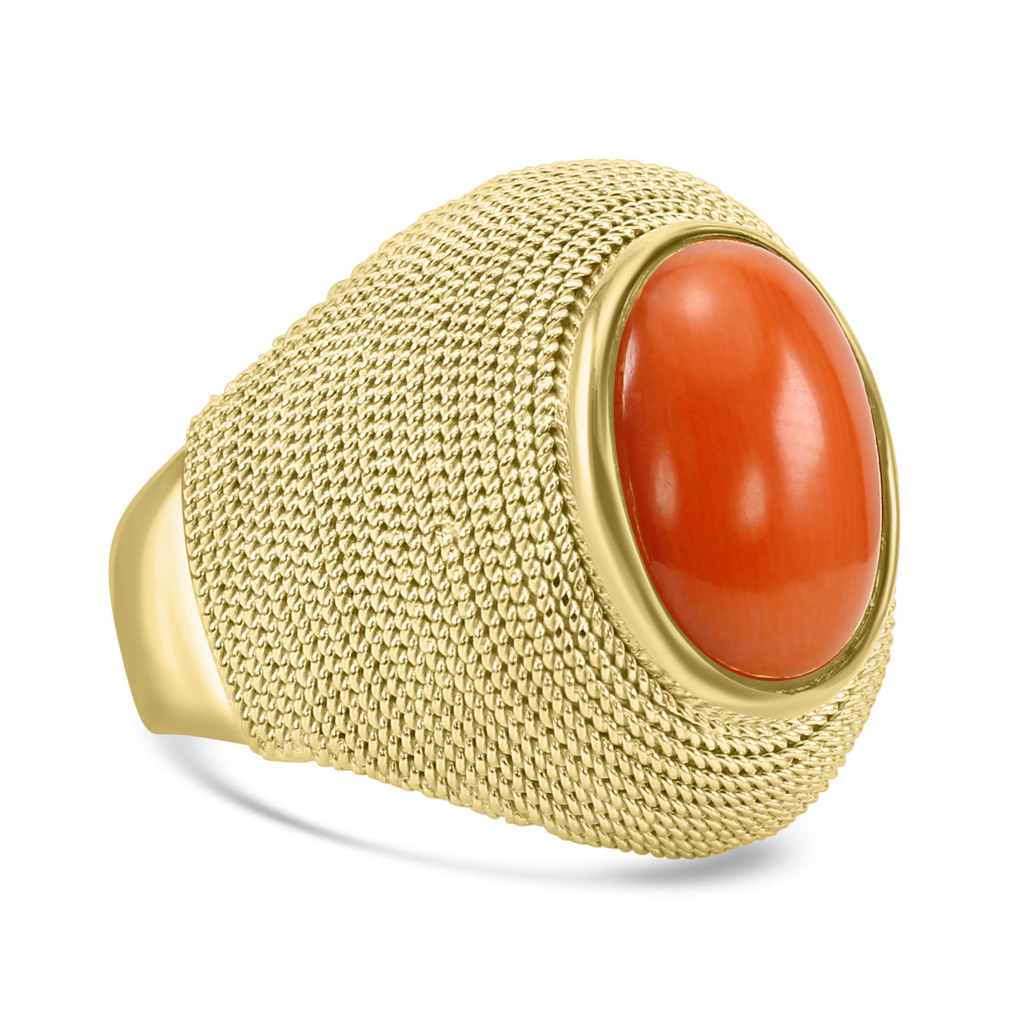 Art Deco 3.9 Cabochon Oval Coral 18 Karat Yellow Gold Bezel-Set Woven-Look Fashion Ring For Sale