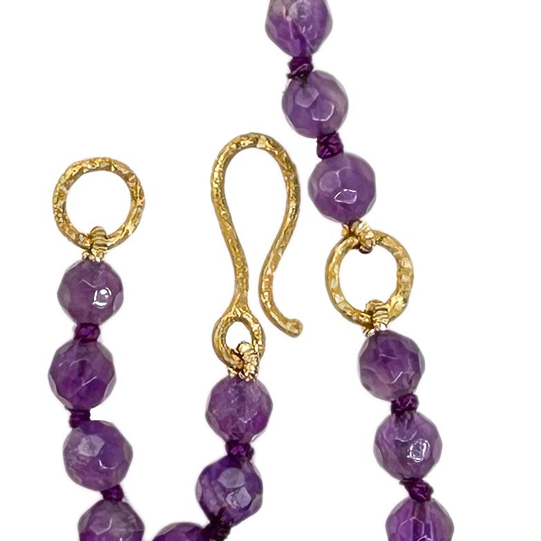 39 Carat Carved Amethyst Pendant in 18K Gold on Convertible Amethyst Bead Chain For Sale 11