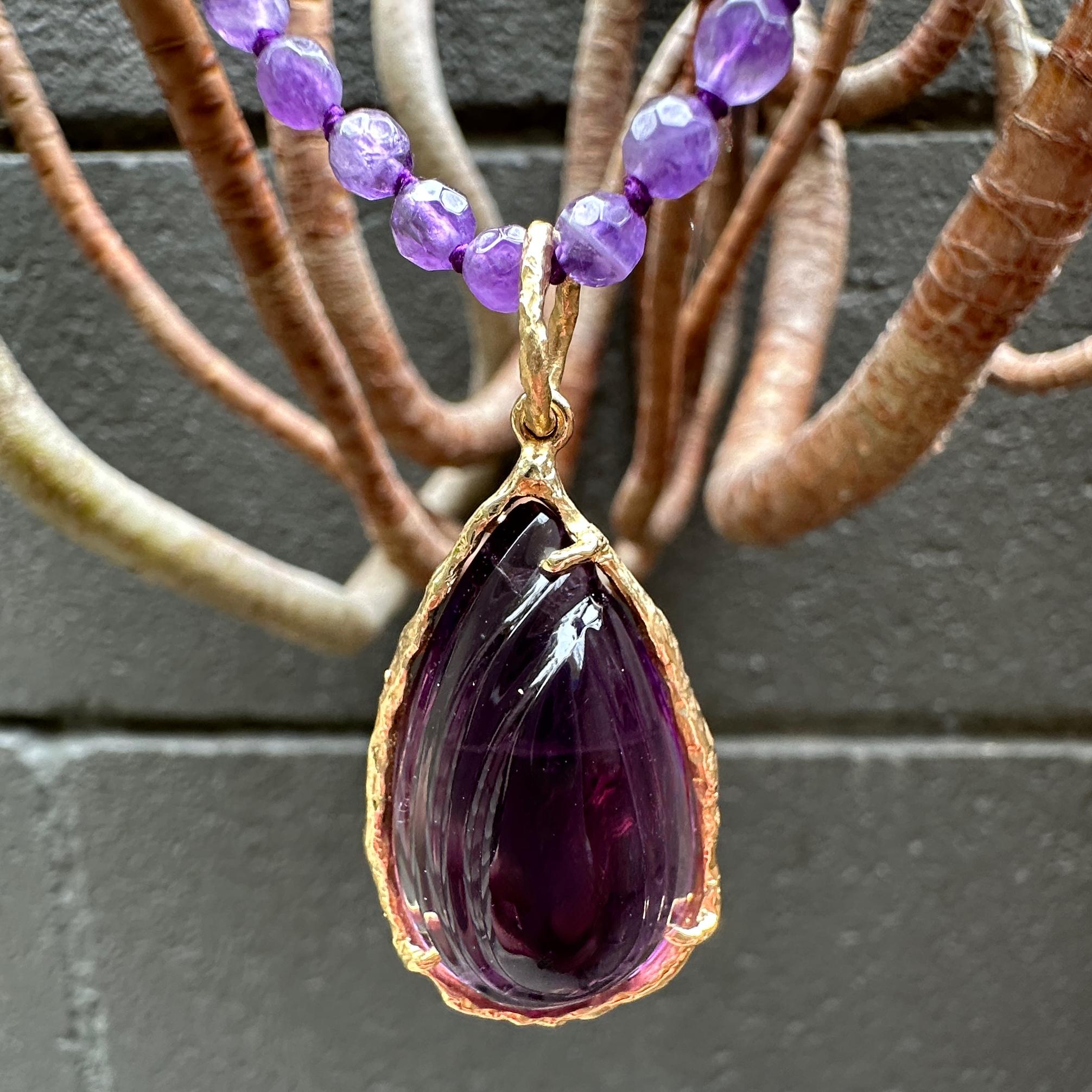 Women's or Men's 39 Carat Carved Amethyst Pendant in 18K Gold on Convertible Amethyst Bead Chain For Sale