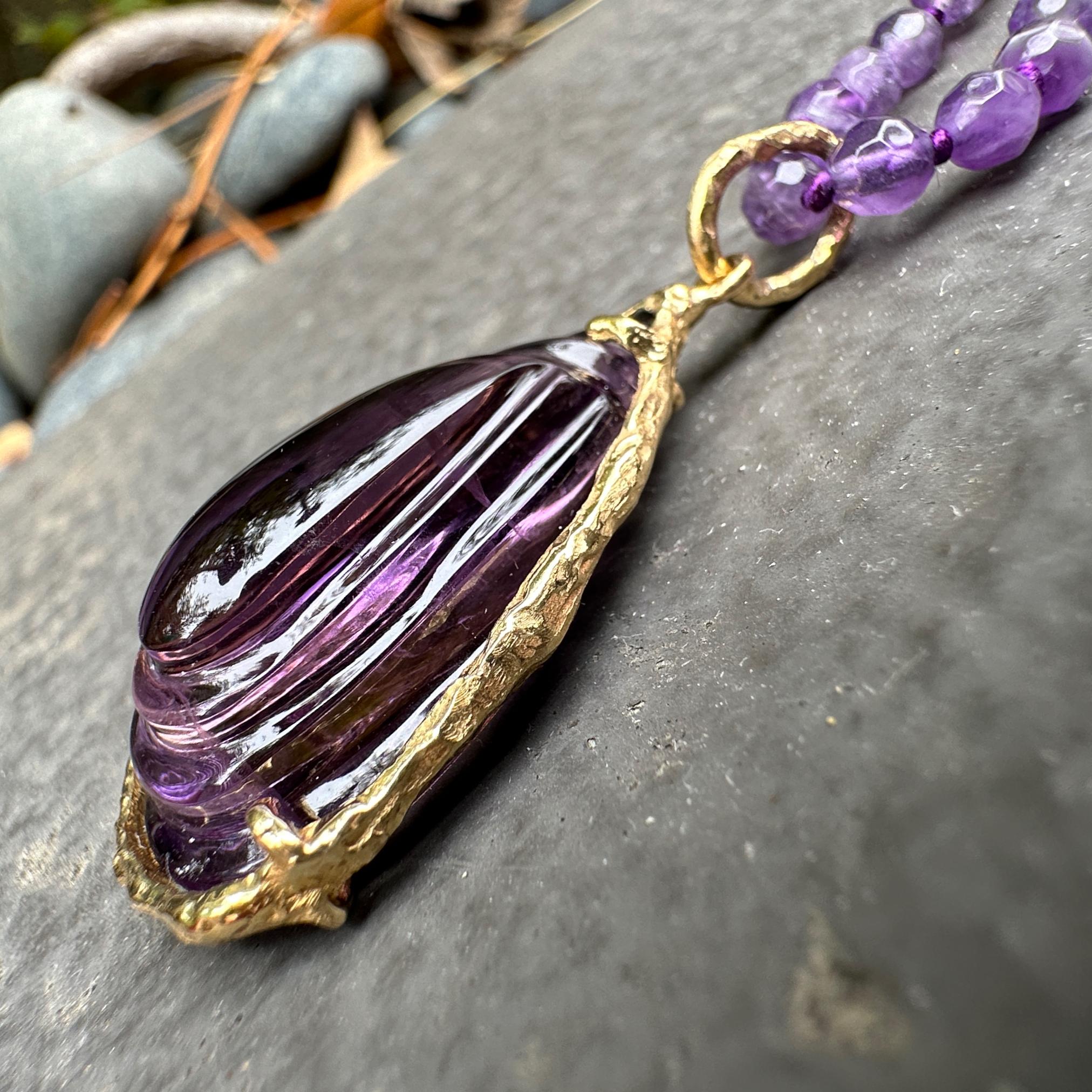 39 Carat Carved Amethyst Pendant in 18K Gold on Convertible Amethyst Bead Chain For Sale 3