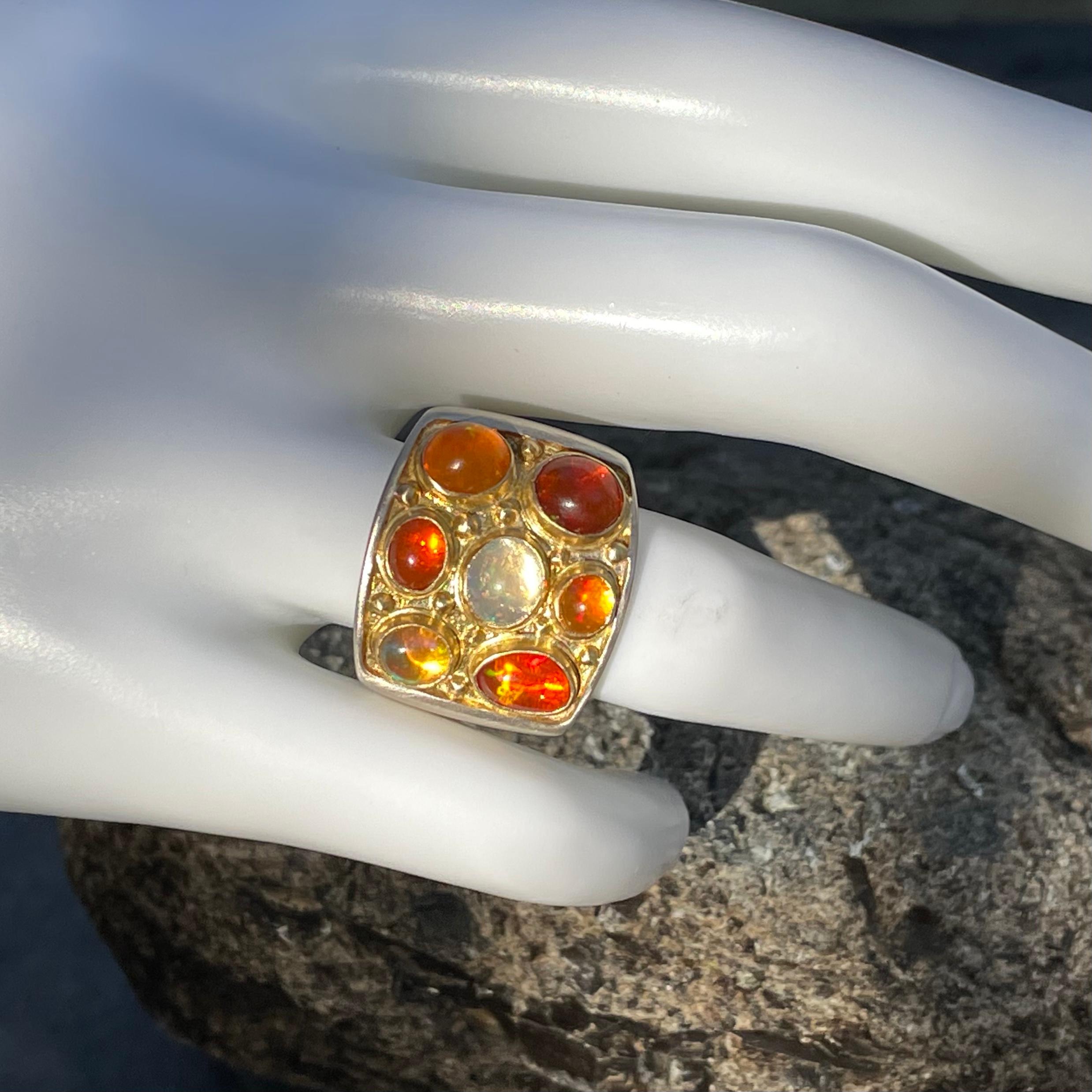 3,9 Karat Feueropal Sterlingsilber 18K Gold Cocktail-Ring für Damen oder Herren