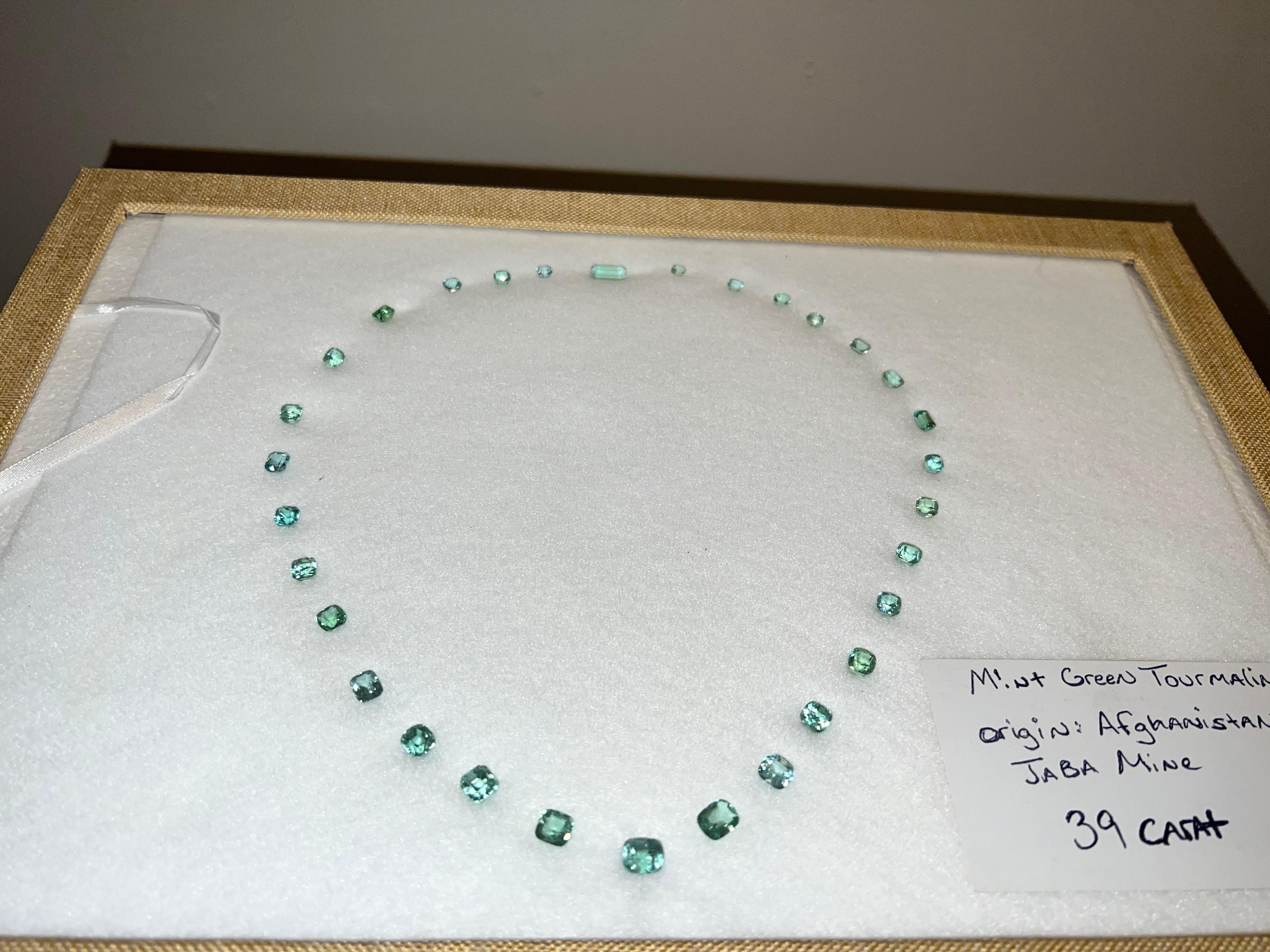 39 Carat Mint Green Tourmaline Gemstones for Necklace 2