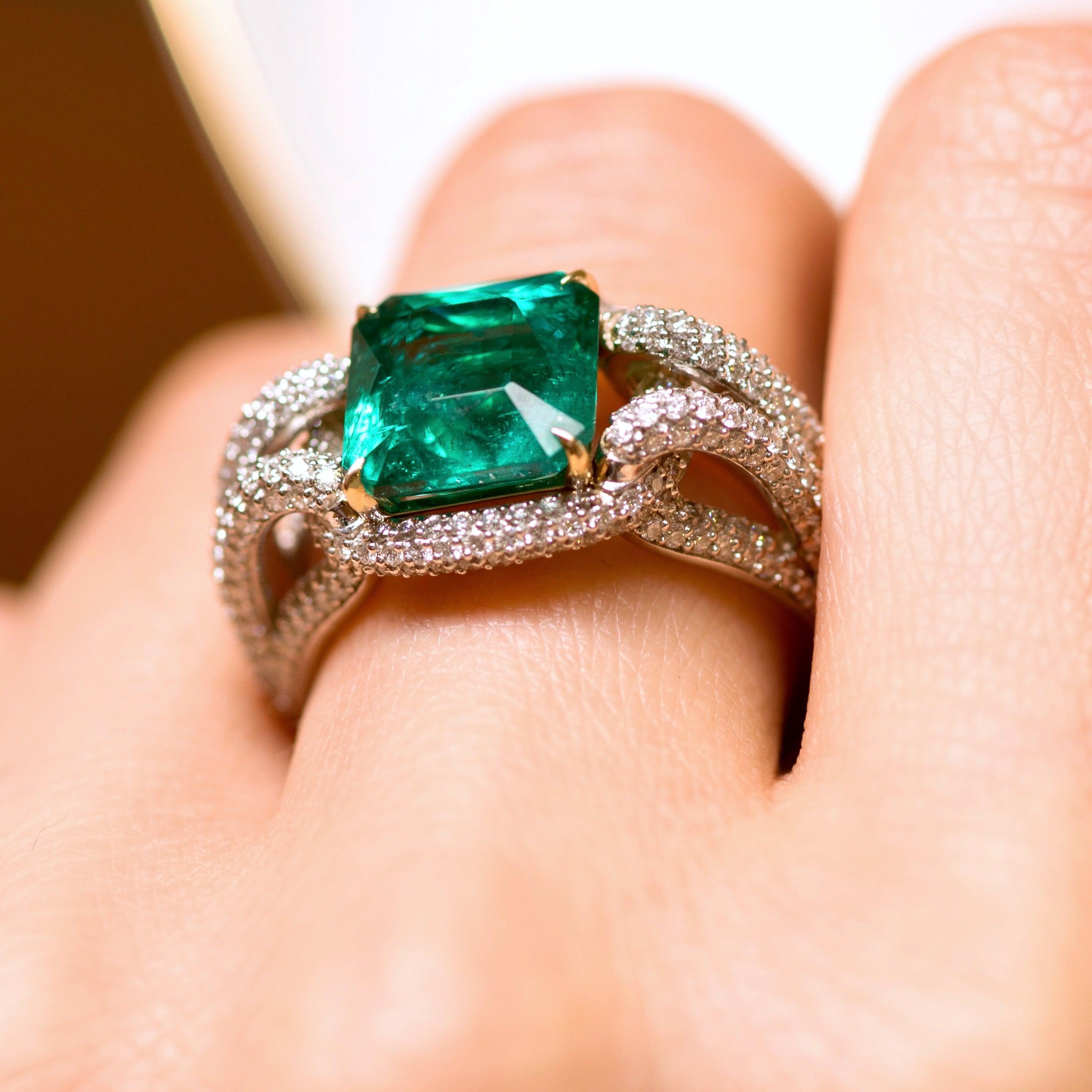 For Sale:  3, 9 Carat Zambian Emerald Diamond 18 Karat White Gold Ring 4