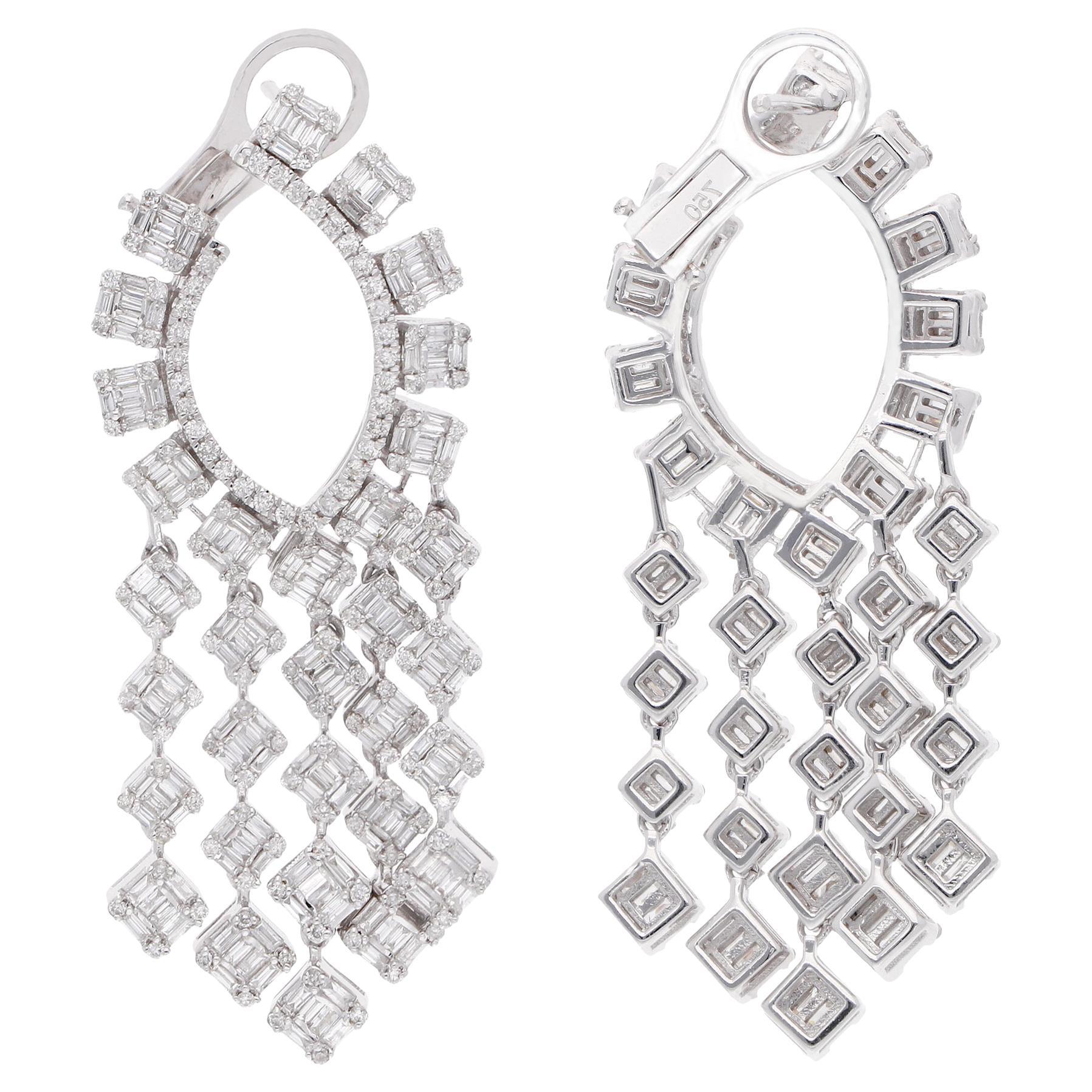 Boucles d'oreilles chandelier en or blanc 18 carats avec diamants baguettes de 3,9 carats, fabrication artisanale