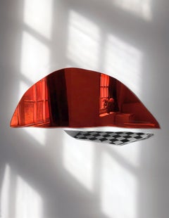 39 ° Miroir sculpté à la main, Laurene Guarneri