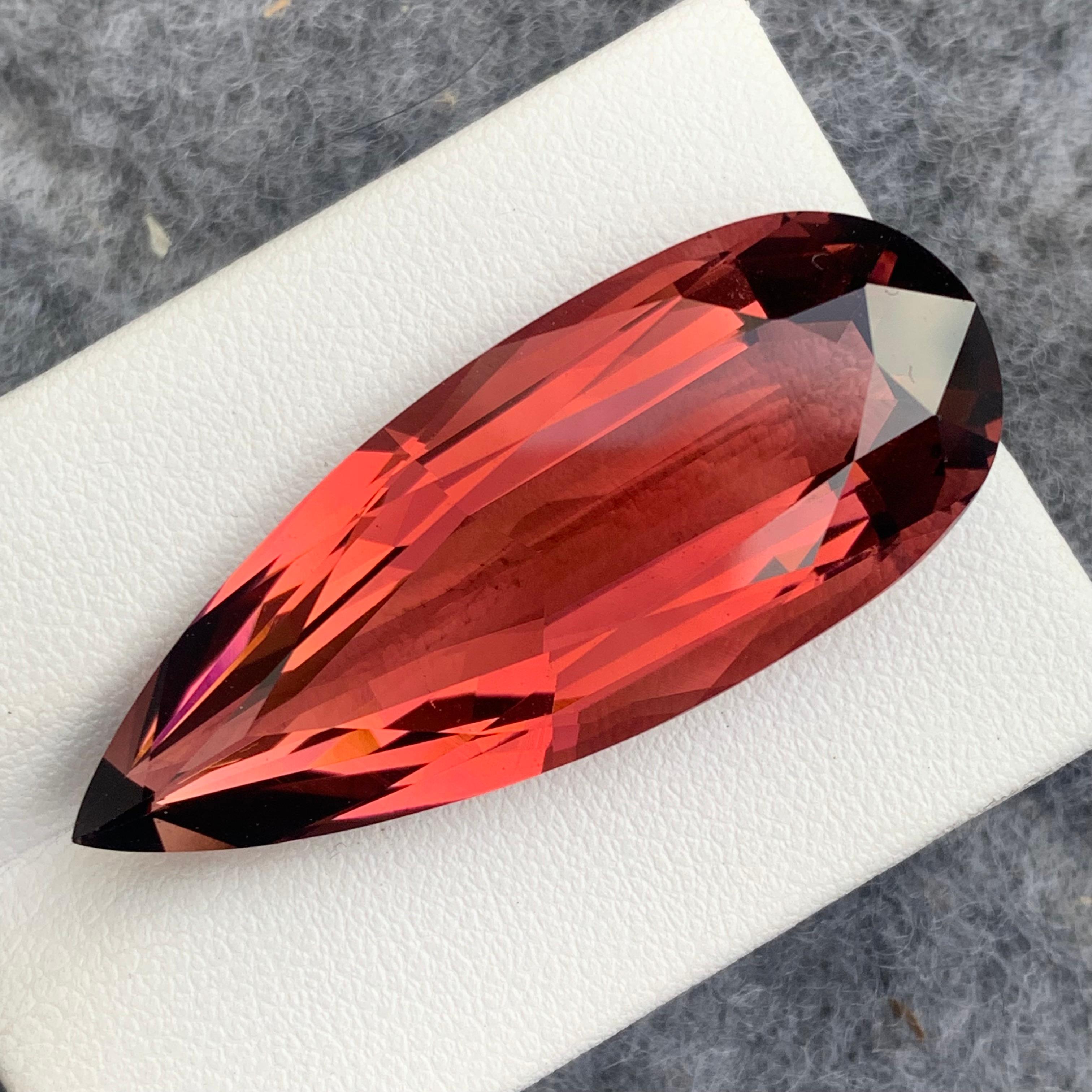 Pear Shape Rubellite Tourmaline Gemstone for Necklace Jewelry For Sale 1