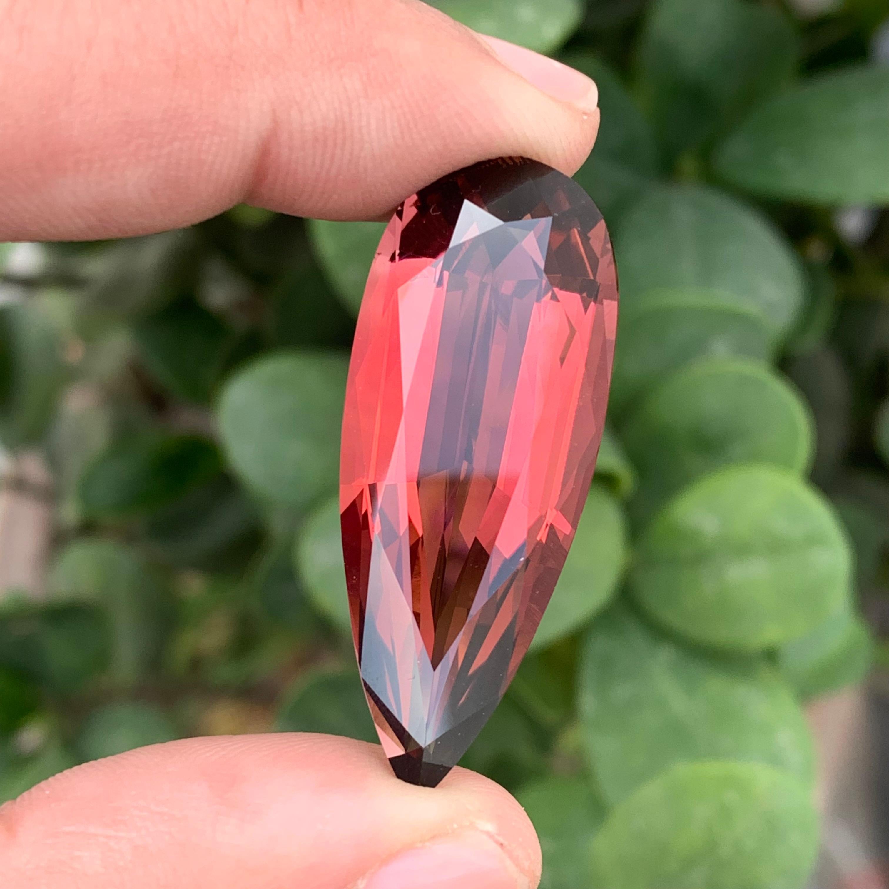 Pear Shape Rubellite Tourmaline Gemstone for Necklace Jewelry For Sale 3