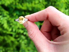 Bague en or blanc 10k avec saphir jaune de Ceylan de 3,90 carats et diamant de 0,28 carat
