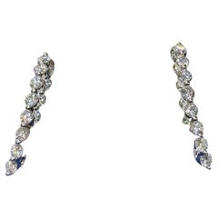 Orecchini a cerchio con diamanti da 3.90 carati, VVS, colore F Collezione di lusso JYE