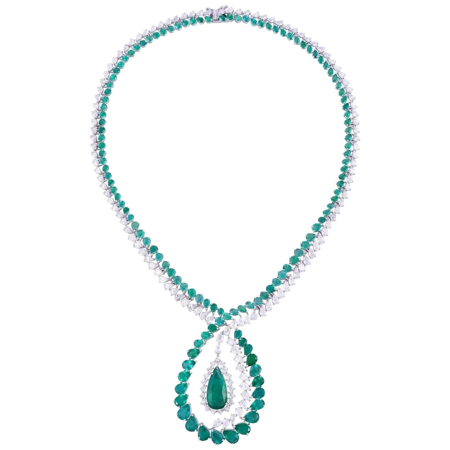 39.0 Carat Emerald 14 Karat Gold Diamond Necklace For Sale