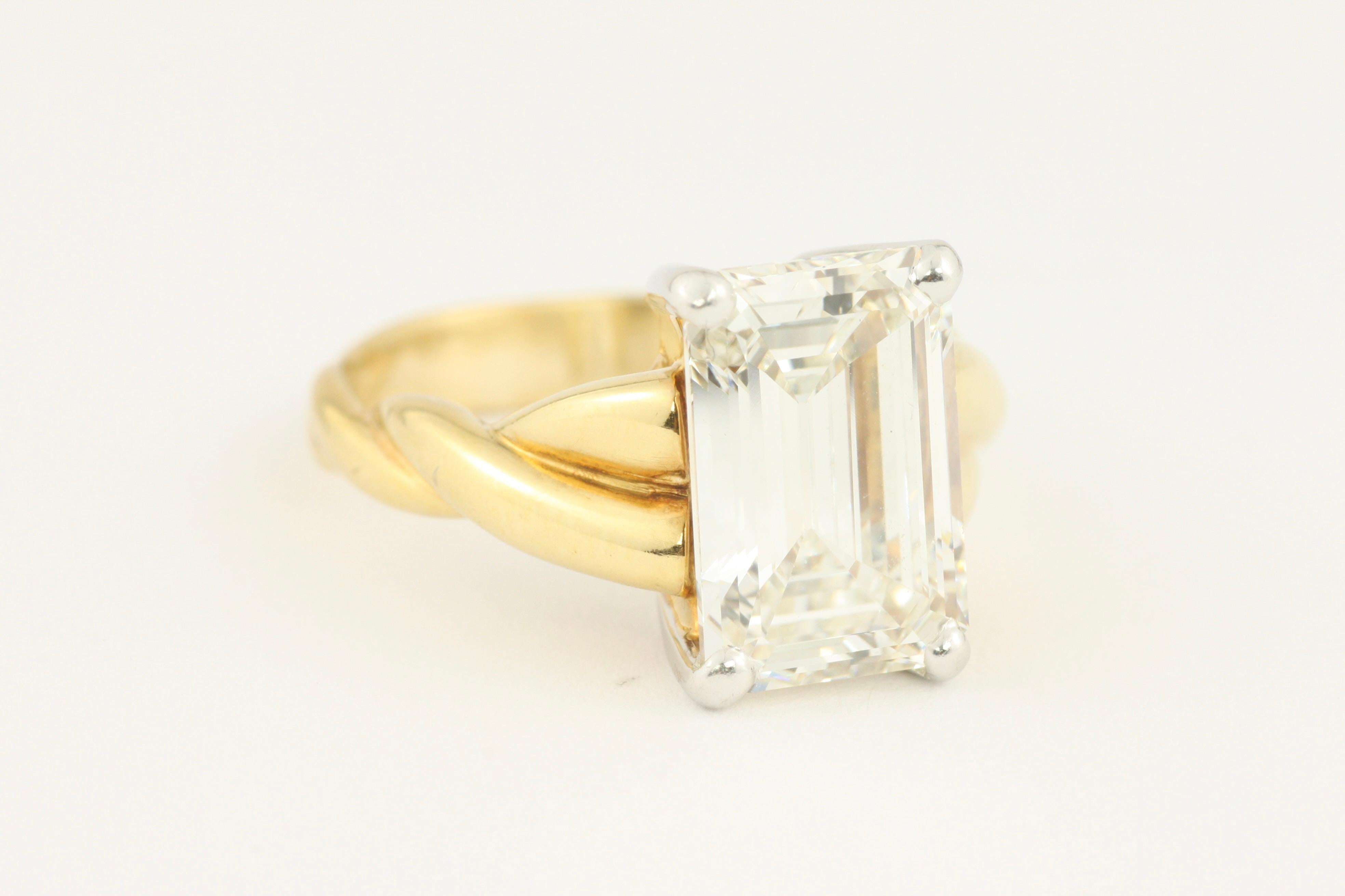 3.90 Carat Emerald Cut Diamond 18 Karat Yellow Gold and Platinum Engagement Ring For Sale 2