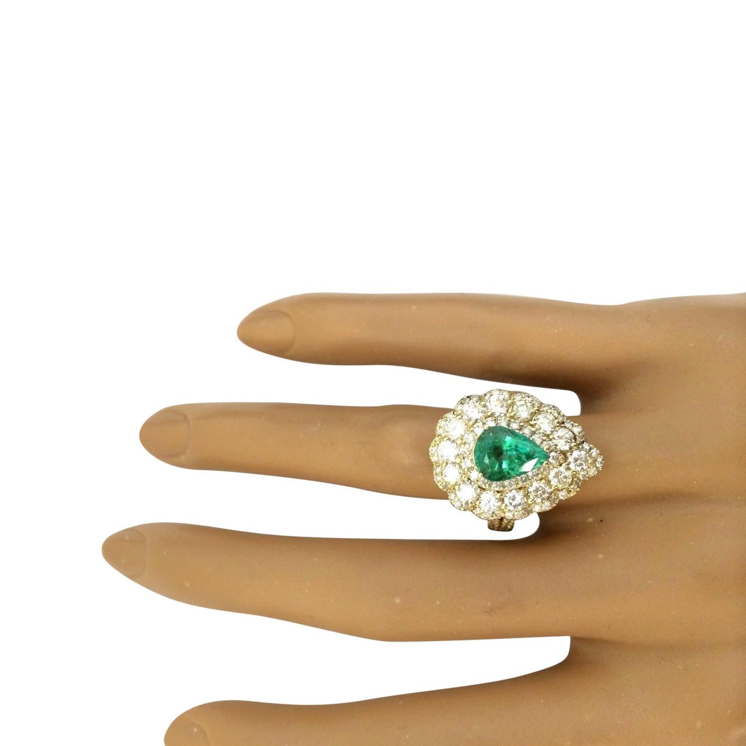 Women's Natural Emerald Diamond Ring In 14 Karat Solid Yellow Gold For Sale