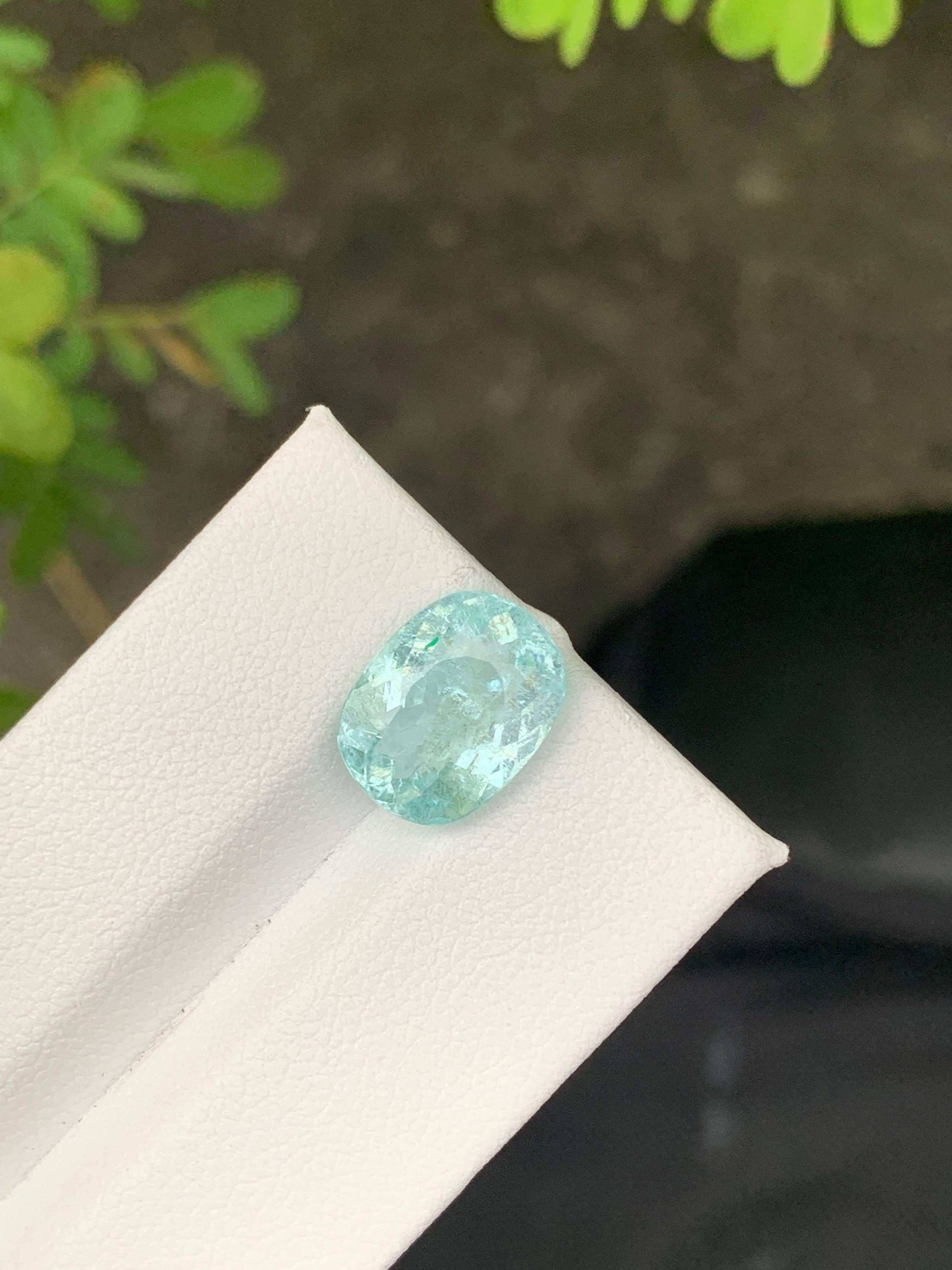 3,90 Karat Natürliche Lose Blaue Paraiba Turmalin Stein Oval Schliff aus Mosambik (Moderne) im Angebot