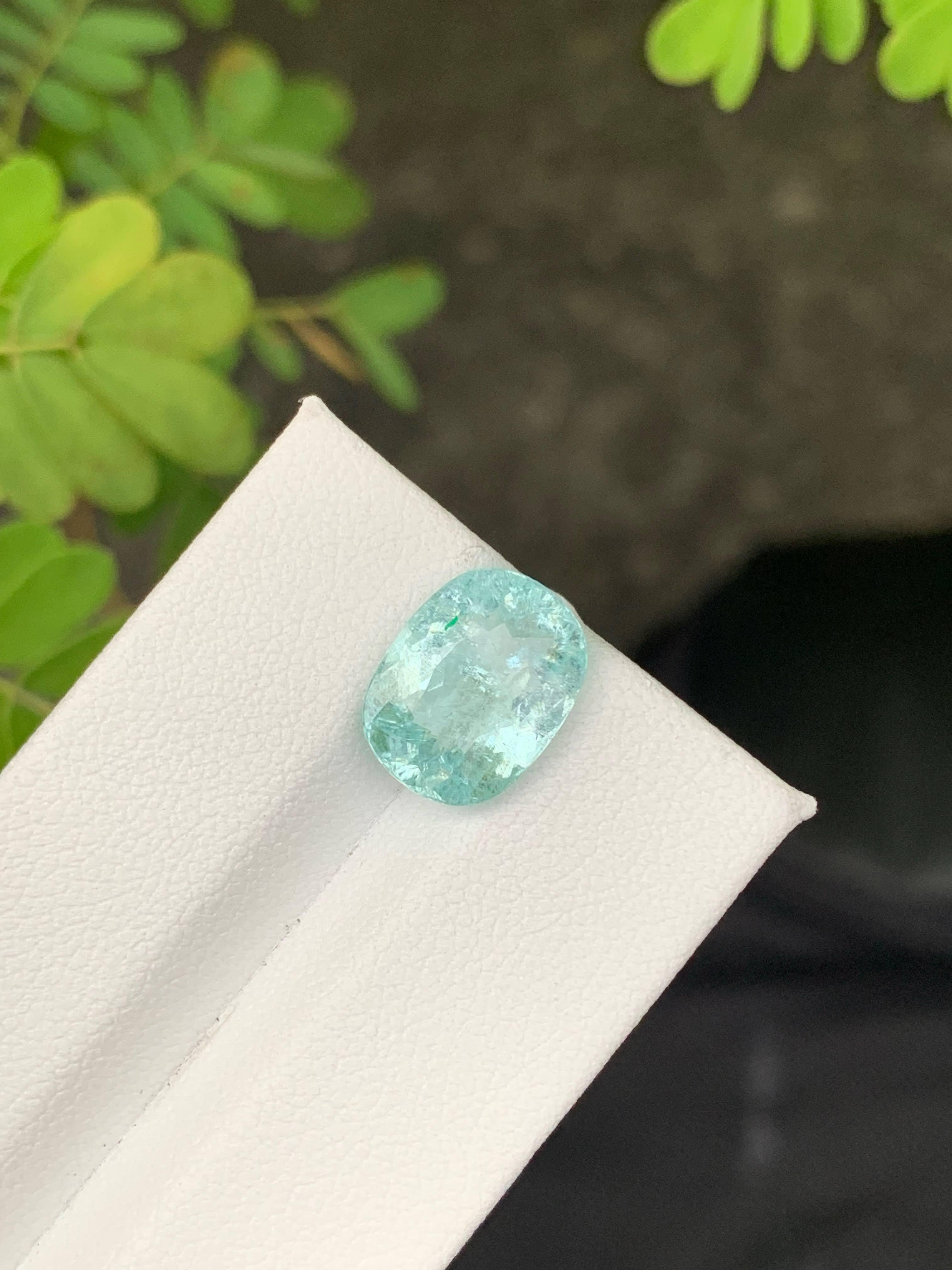 3,90 Karat Natürliche Lose Blaue Paraiba Turmalin Stein Oval Schliff aus Mosambik für Damen oder Herren im Angebot