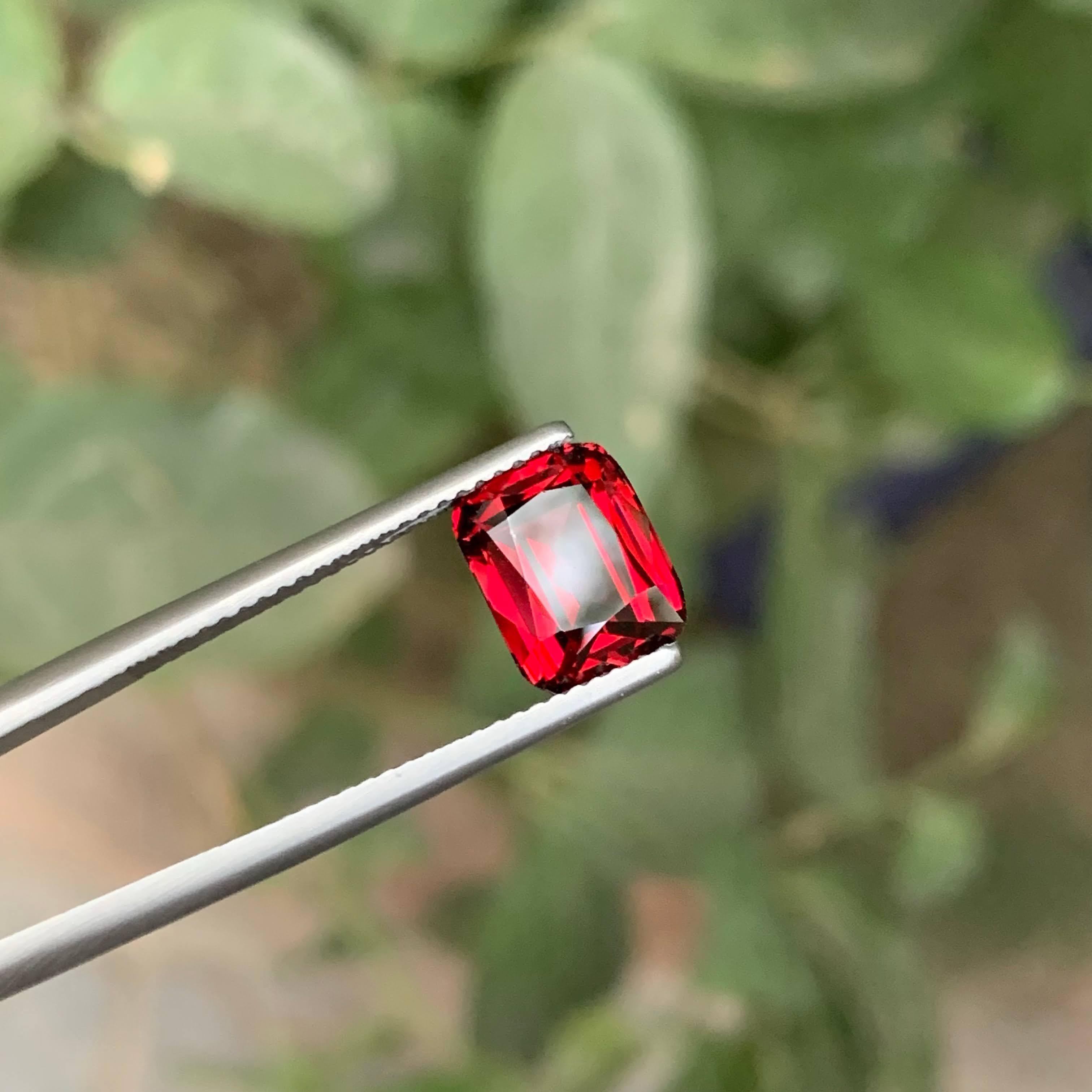 3.90 Karat natürlicher loser hellroter Granatstein im Kissenschliff tansanischer Edelstein im Angebot 5