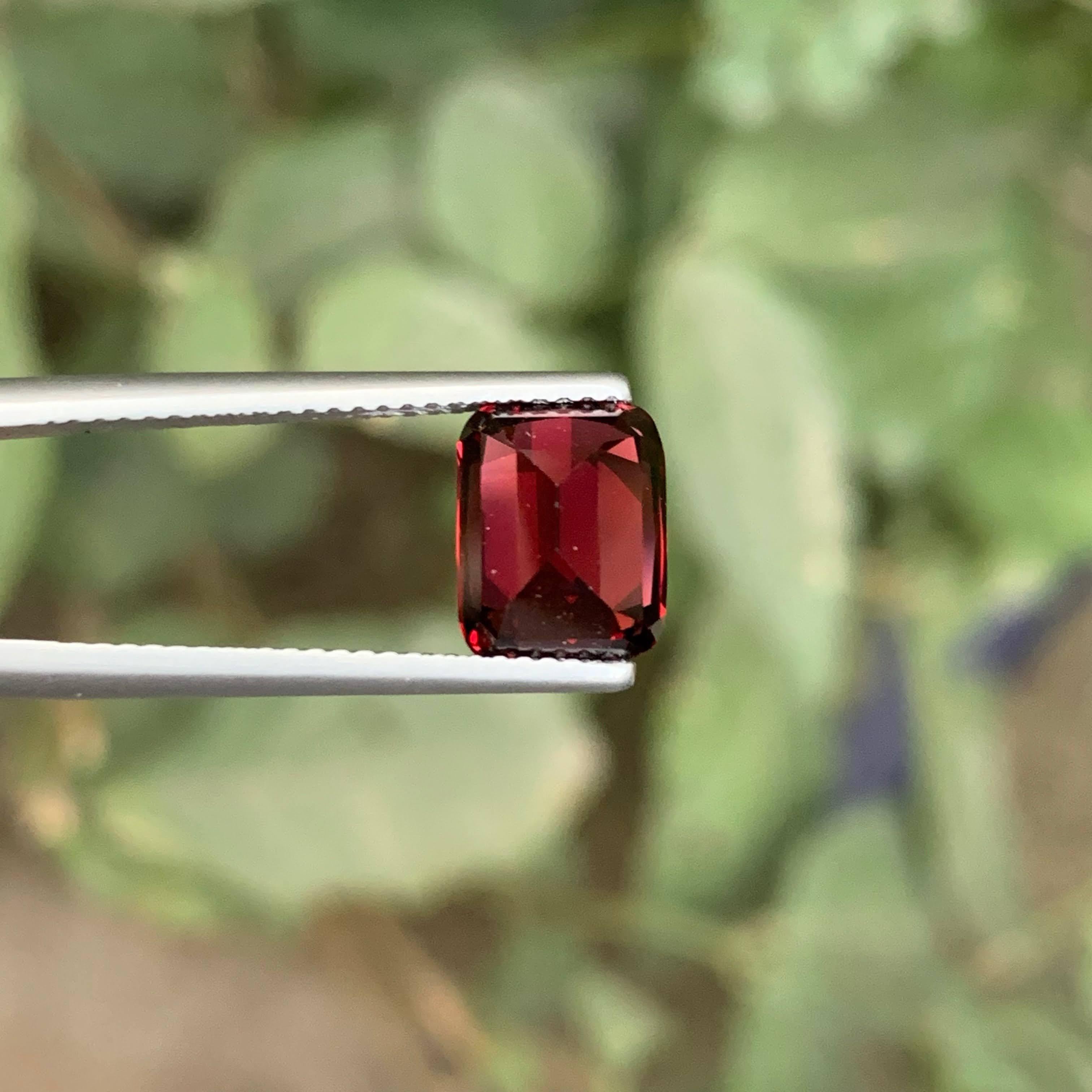 3.90 Karat natürlicher loser hellroter Granatstein im Kissenschliff tansanischer Edelstein im Angebot 4