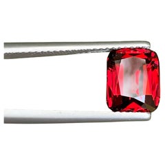 3.90 Karat natürlicher loser hellroter Granatstein im Kissenschliff tansanischer Edelstein