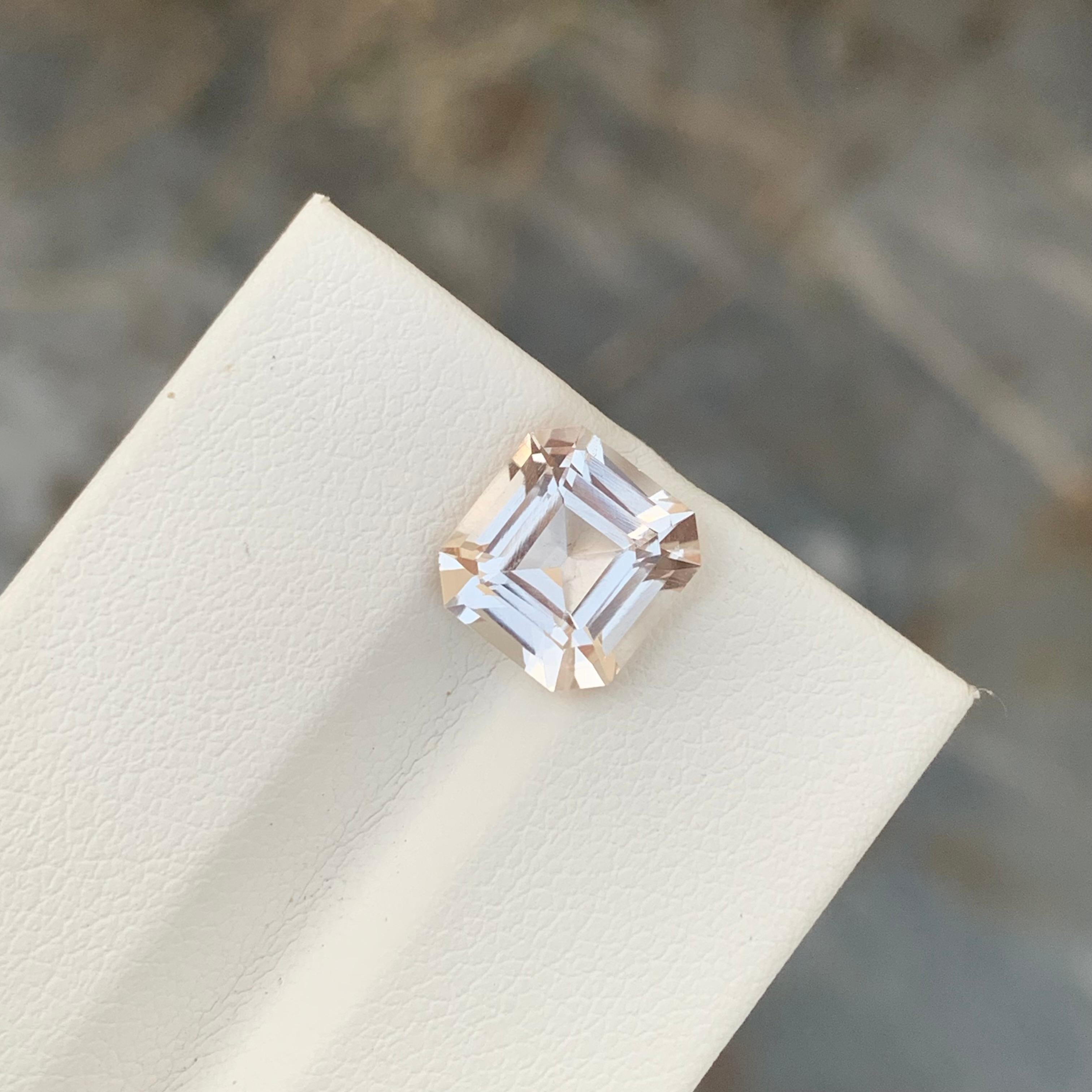 Women's or Men's 3.90 Carat Natural Loose Golden Topaz Asscher Shape Gem From Pakistan Mine For Sale
