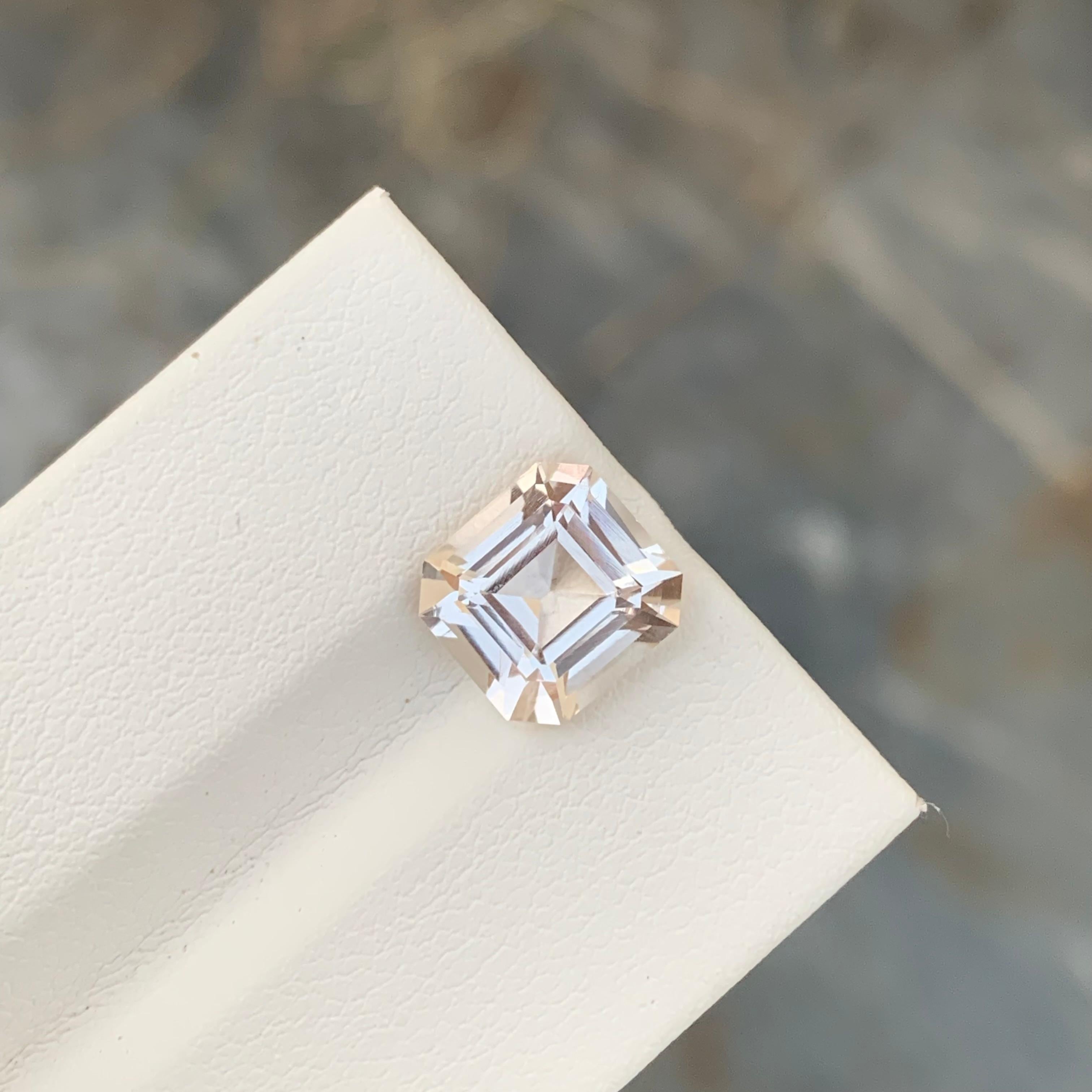 3.90 Carat Natural Loose Golden Topaz Asscher Shape Gem From Pakistan Mine For Sale 1