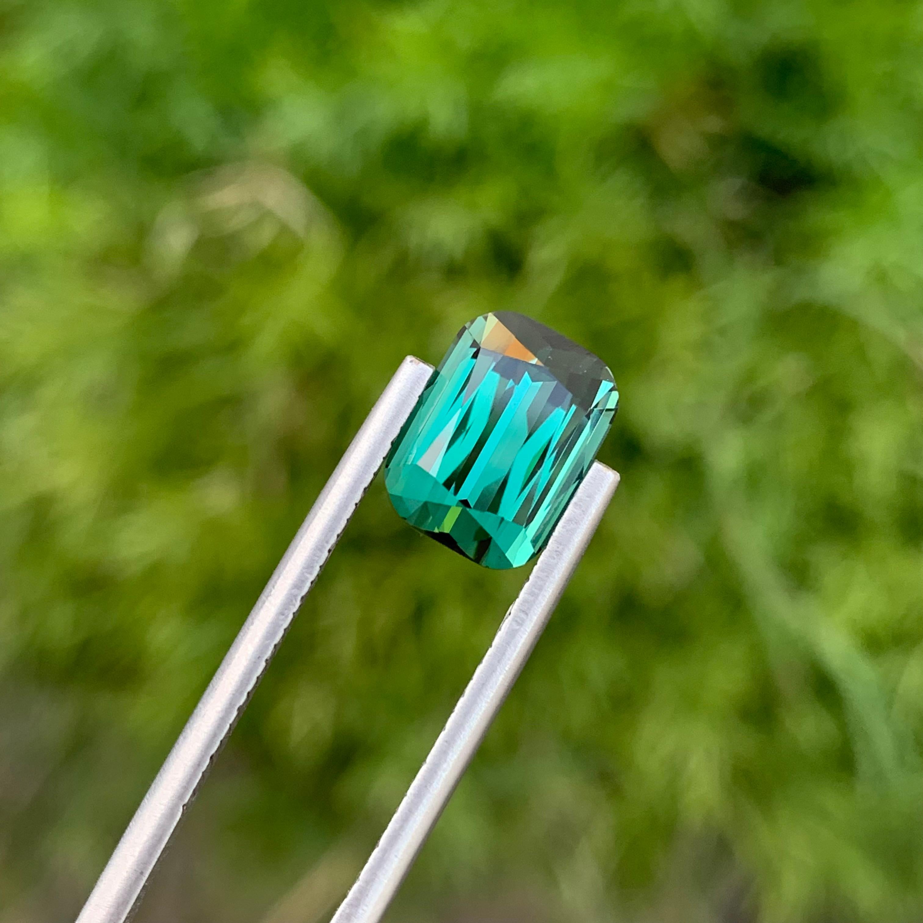 3,90 carati di tormalina lagunare naturale sciolta a forma di cuscino dalla miniera di terra in vendita 6