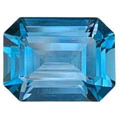 3.90 Carat Natural Loose London Bule Topaz Emerald Cut African Gemstone
