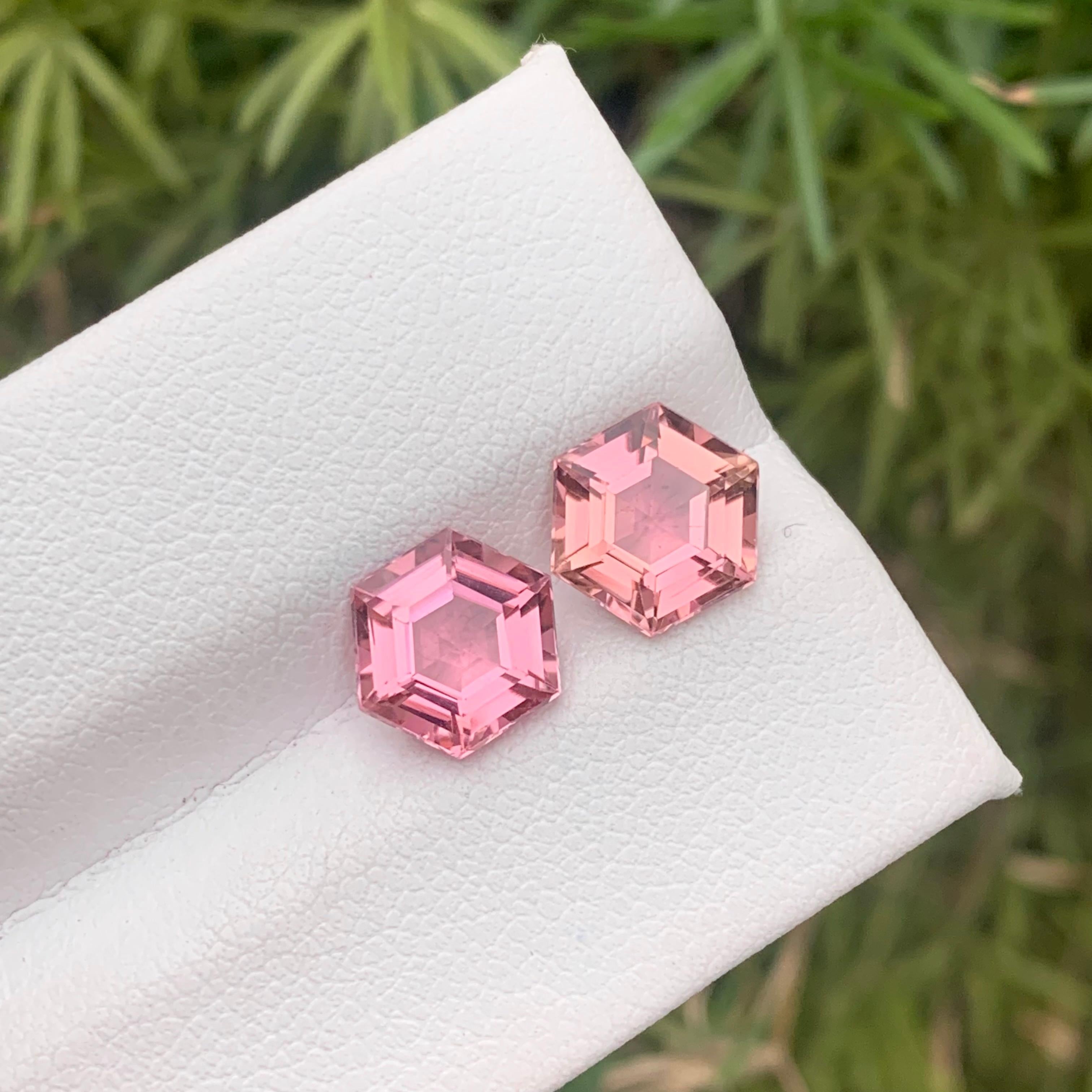 3.90 Carat Natural Loose Pink Tourmaline Gemstone Pairs Hexagon Cut for Earrings For Sale 5