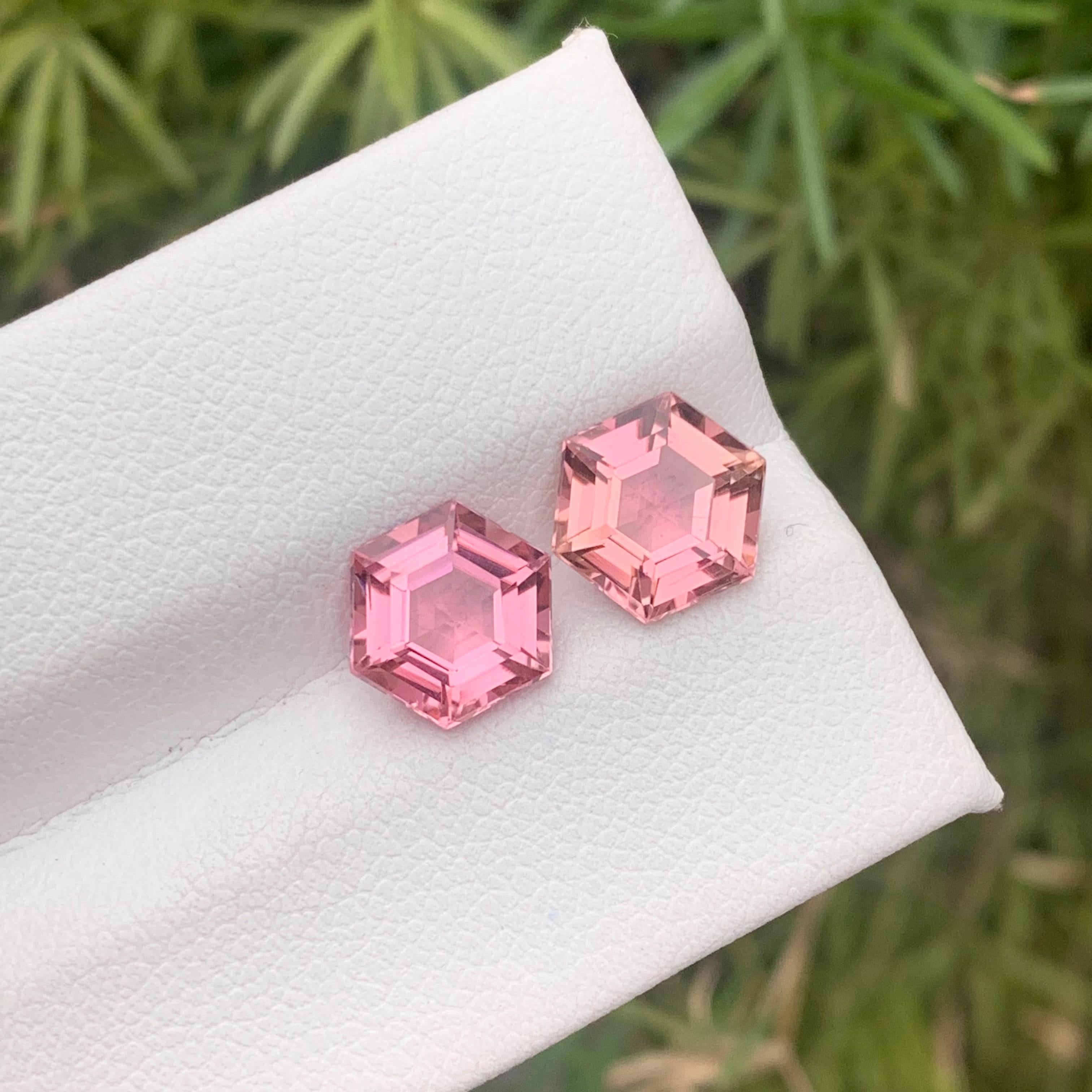 3.90 Carat Natural Loose Pink Tourmaline Gemstone Pairs Hexagon Cut for Earrings For Sale 6