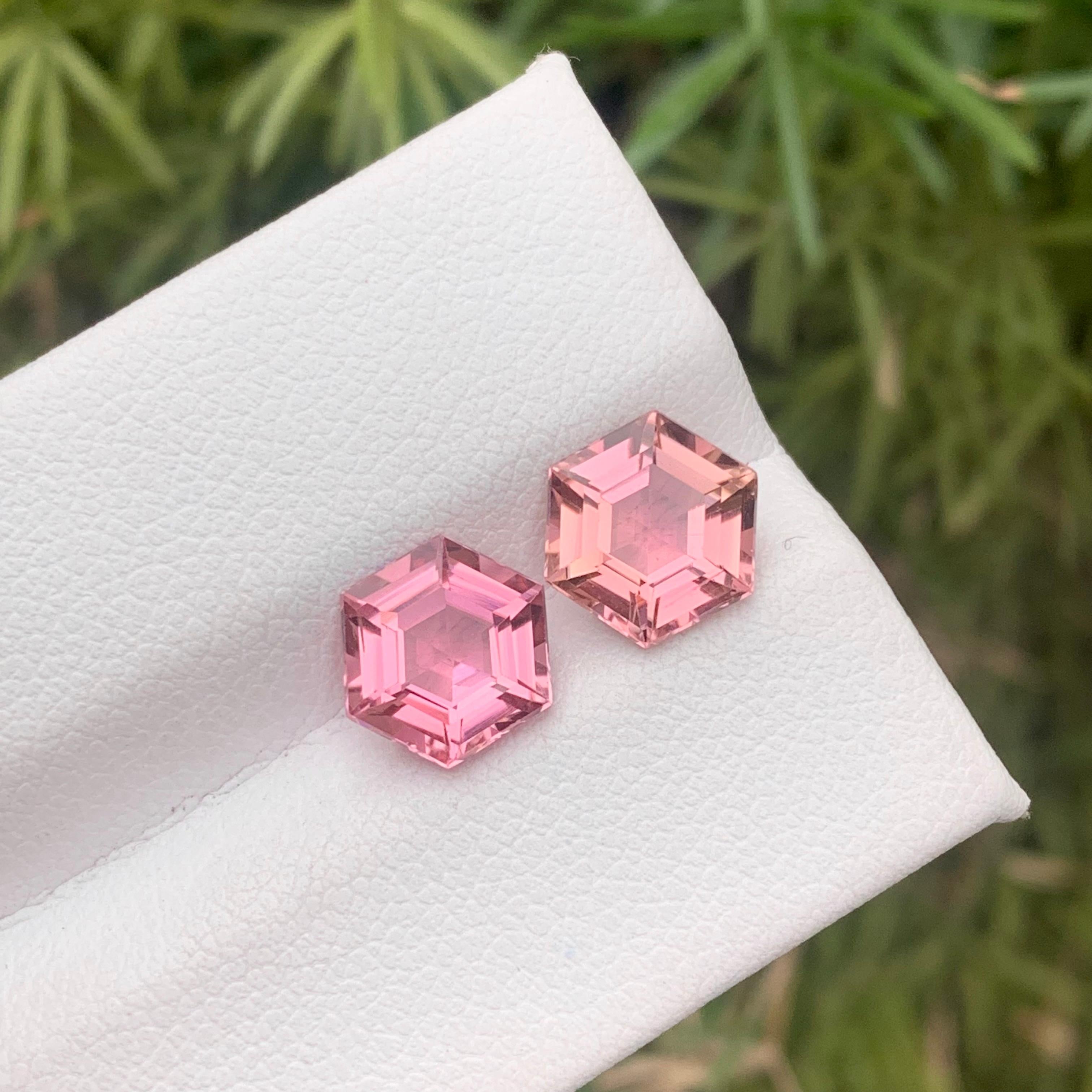 3.90 Carat Natural Loose Pink Tourmaline Gemstone Pairs Hexagon Cut for Earrings For Sale 2
