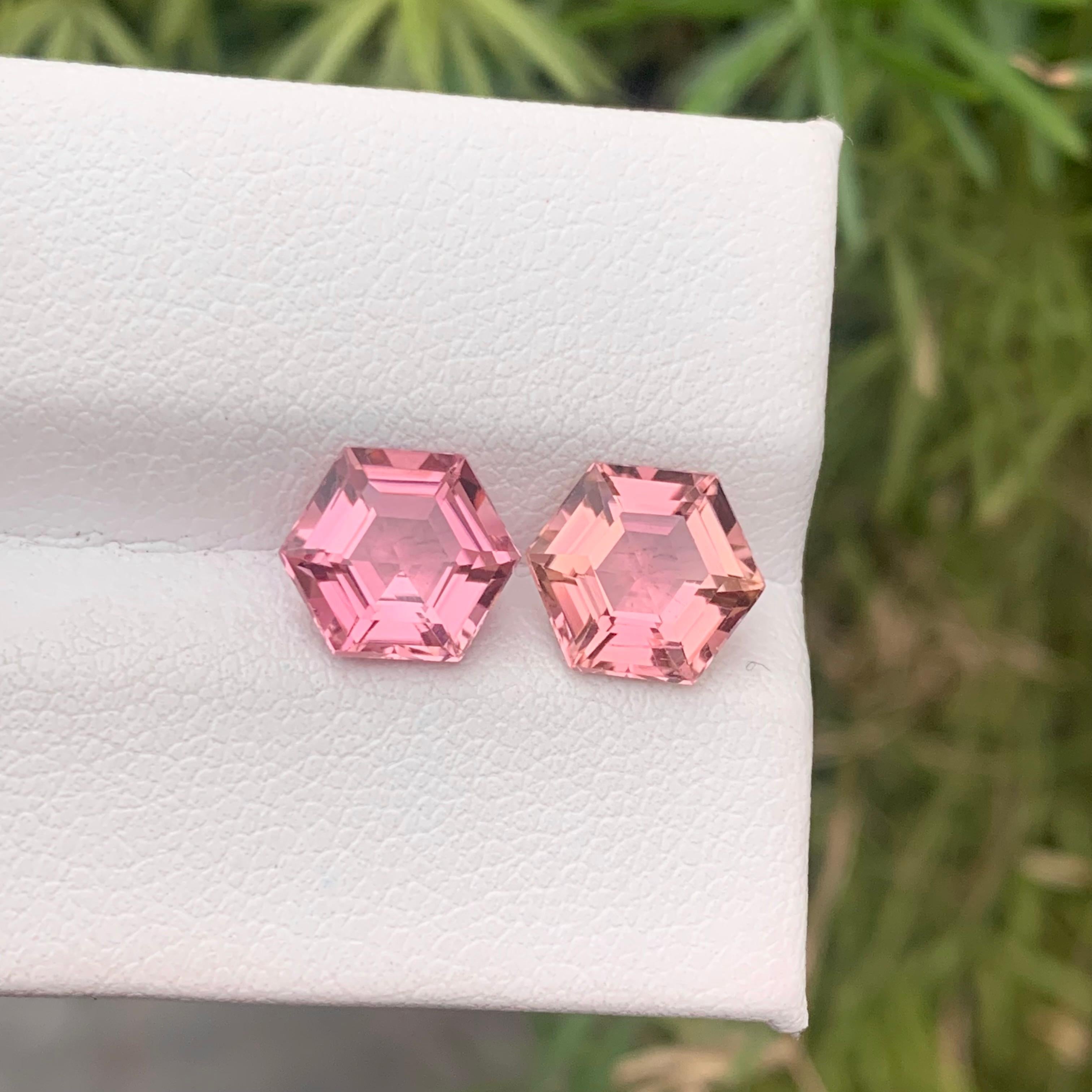 3.90 Carat Natural Loose Pink Tourmaline Gemstone Pairs Hexagon Cut for Earrings For Sale 3