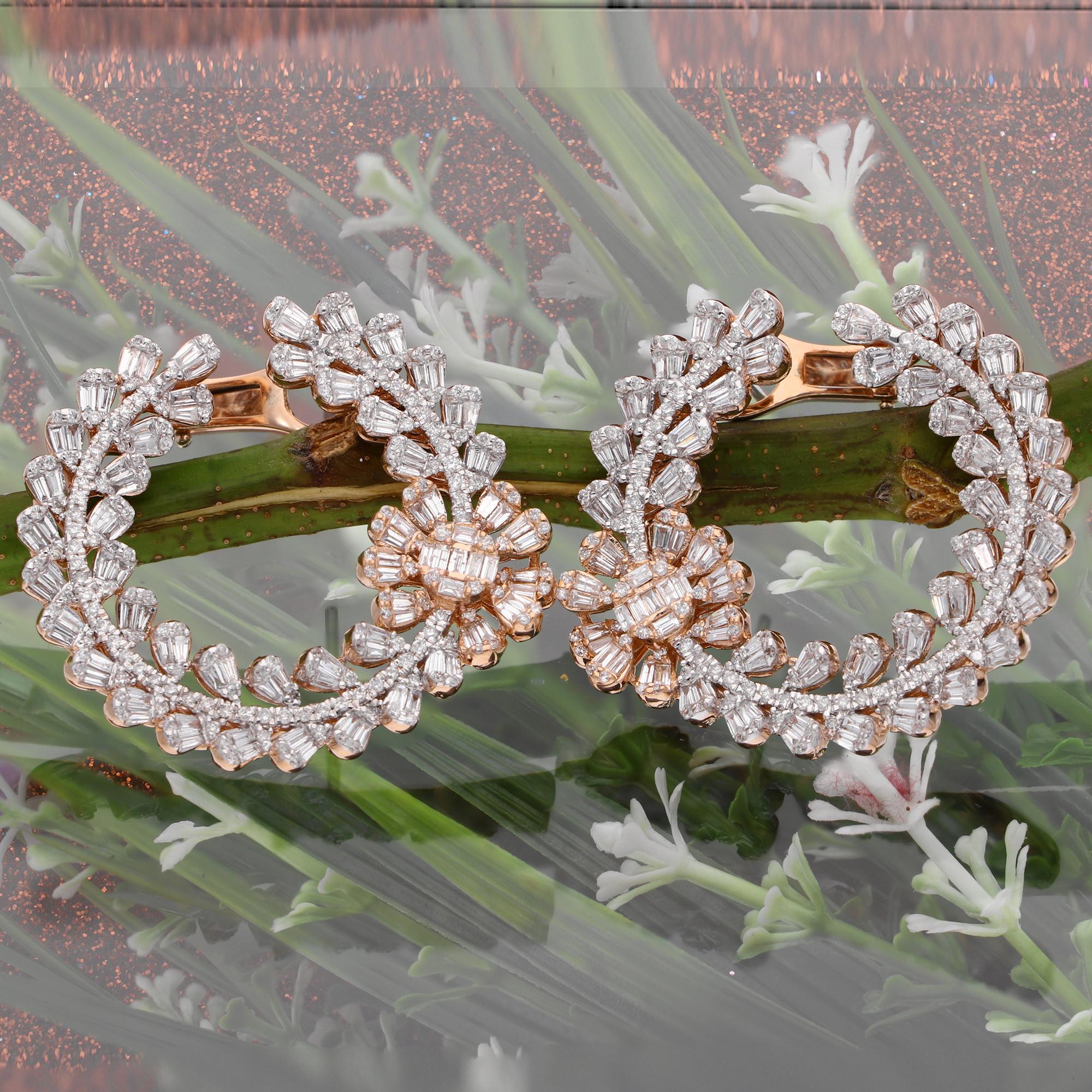 Orecchini a cerchio con diamante tondo baguette da 3,90 carati SI/HI in oro rosa bianco 14 carati In condizioni Nuovo in vendita a Diera, Dubai