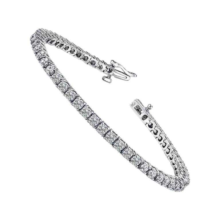 Bracelet tennis à 4 griffes en or blanc 14 carats avec diamants ronds de 3,90 carats au total