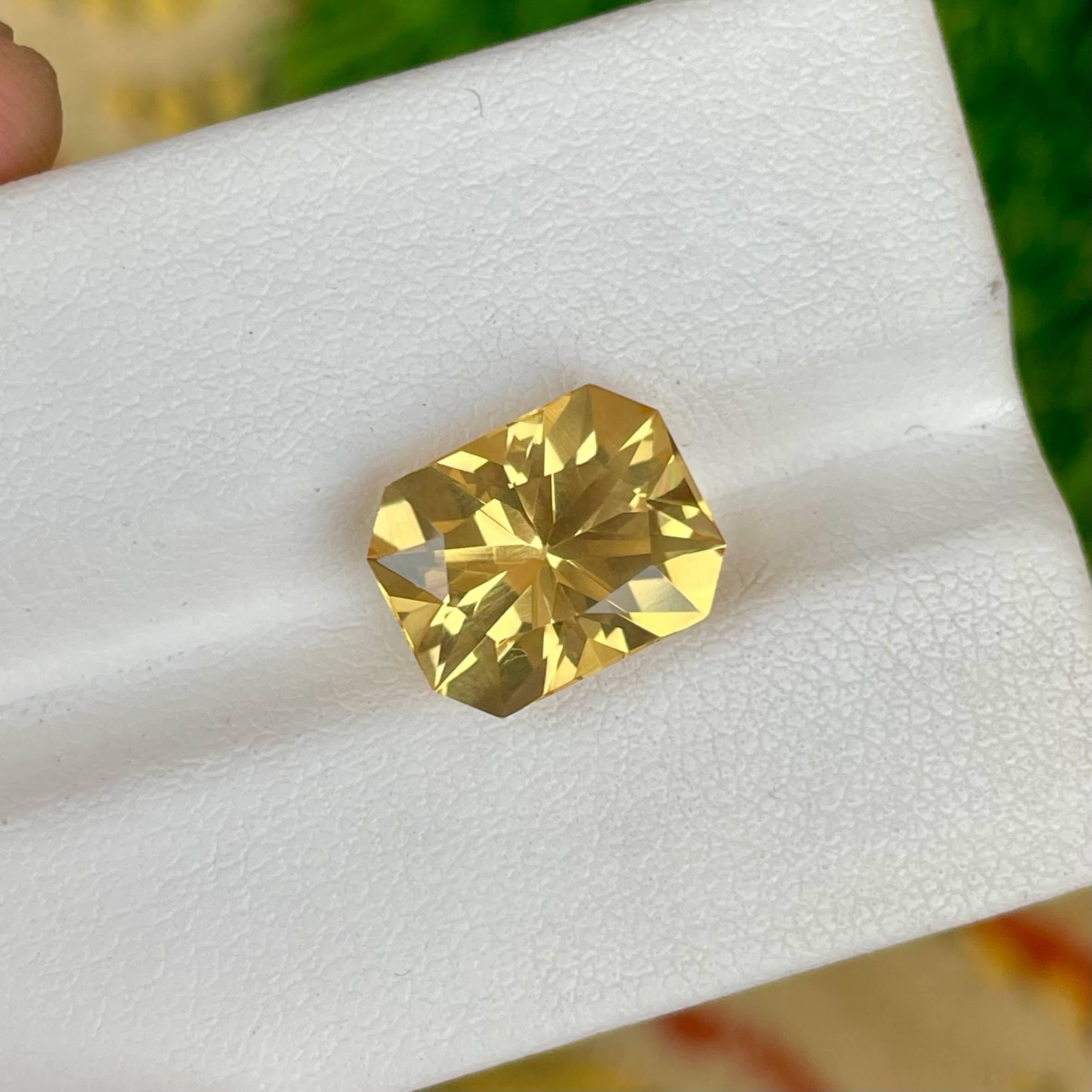 Gewicht 3,90 Karat 
Abmessungen 11,06x8,81x6,88 mm
Behandlung keine 
Herkunft Afrika 
Klarheit Auge sauber 
Form Achteck 
Maßgeschneiderte Präzision schneiden 


Dieser 3.90 Karat schwere Citrin wurde mit äußerster Präzision gefertigt und verkörpert