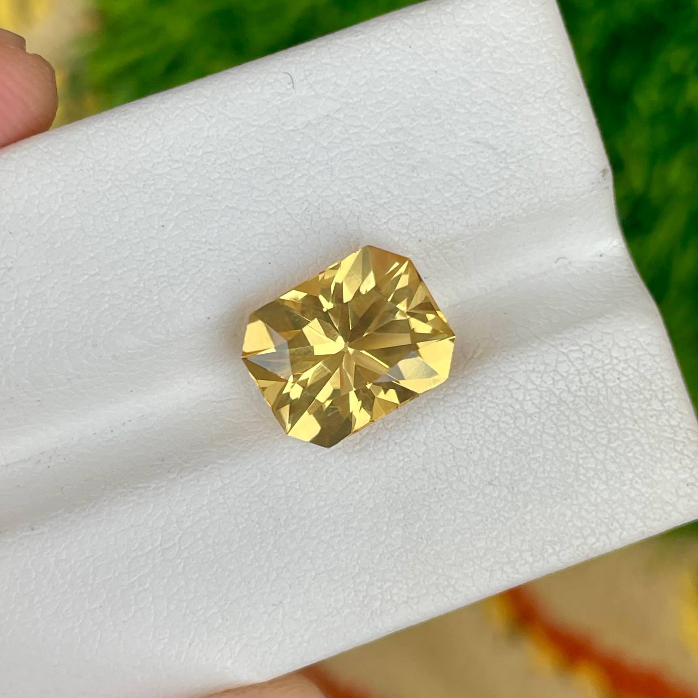 3,90 Karat Orange Citrin Stein benutzerdefinierte Präzisionsschliff natürlichen afrikanischen Edelstein für Damen oder Herren im Angebot