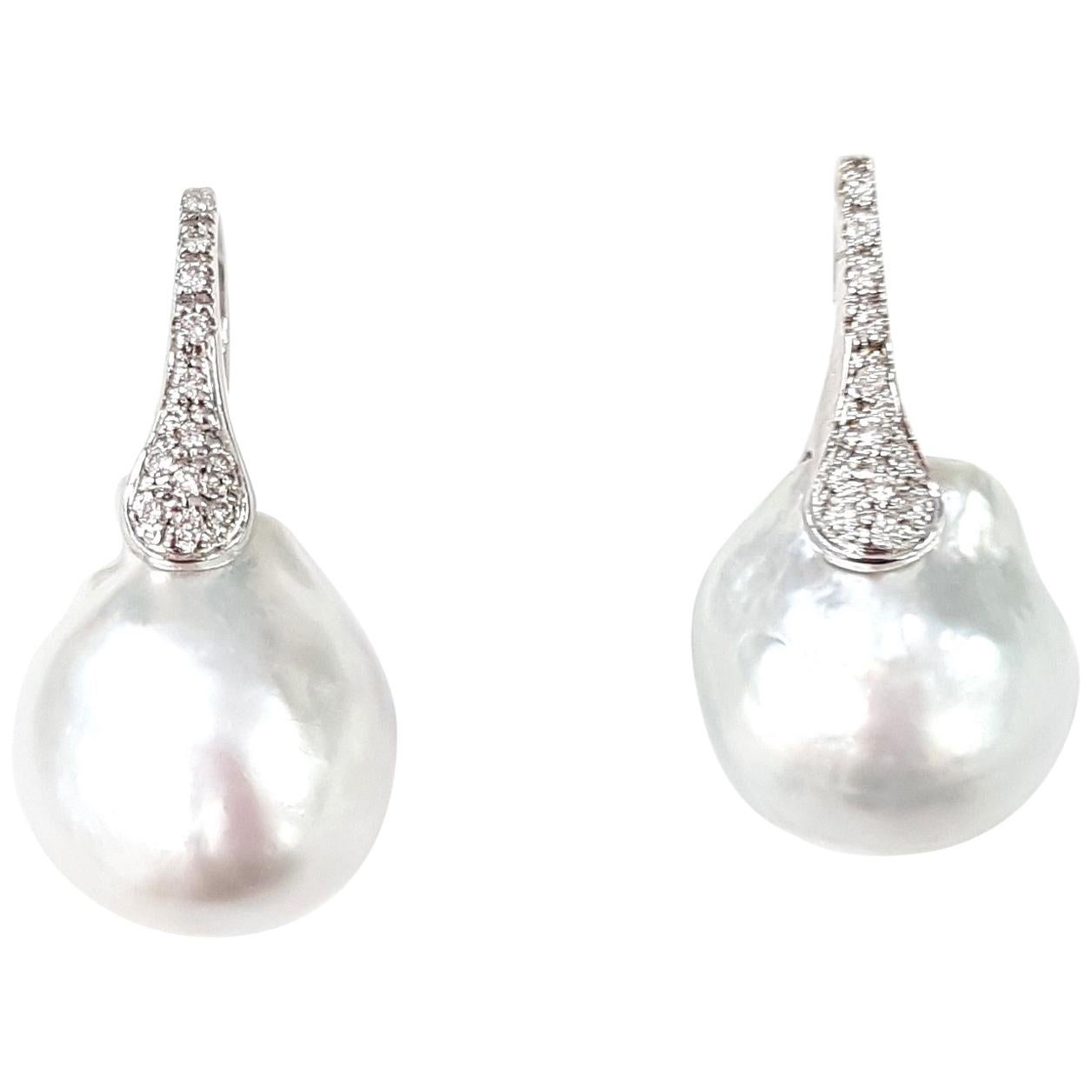 39.05 Carat Pearl and Diamond Drop Earrings in 18-Karat White Gold For Sale