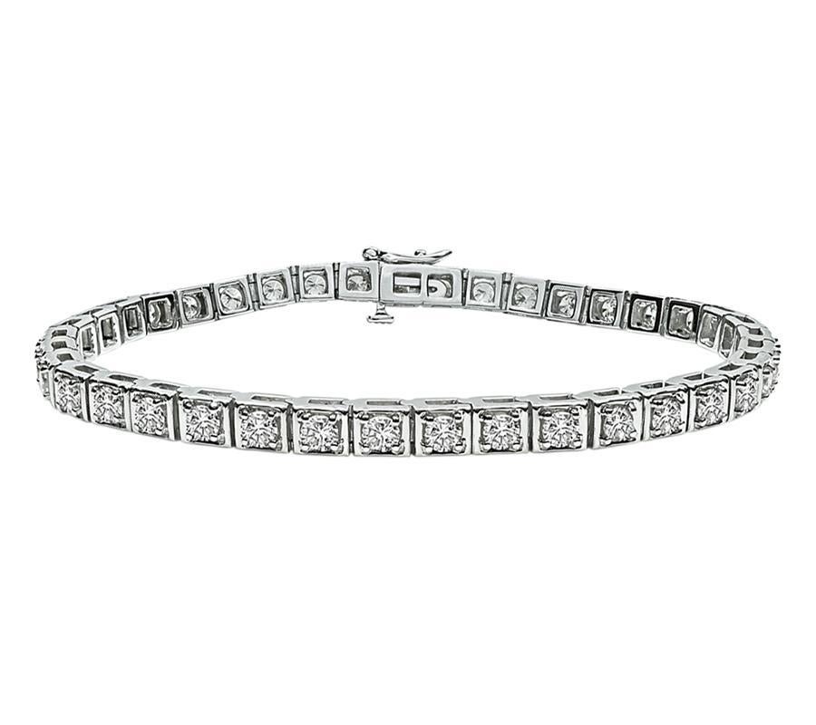 Taglio rotondo Bracciale con linea di diamanti da 3,90 carati in vendita